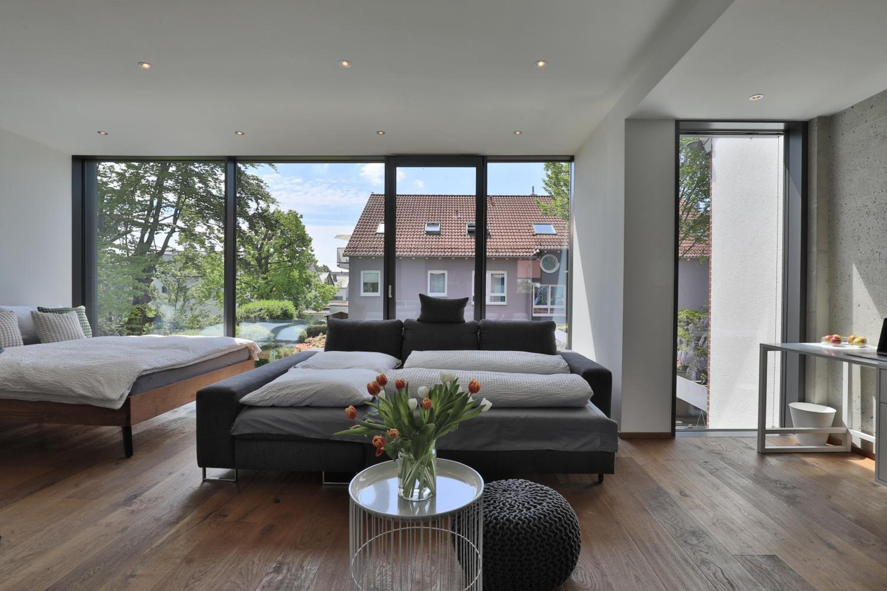Moderne Studio-Wohnung - Lichtblick