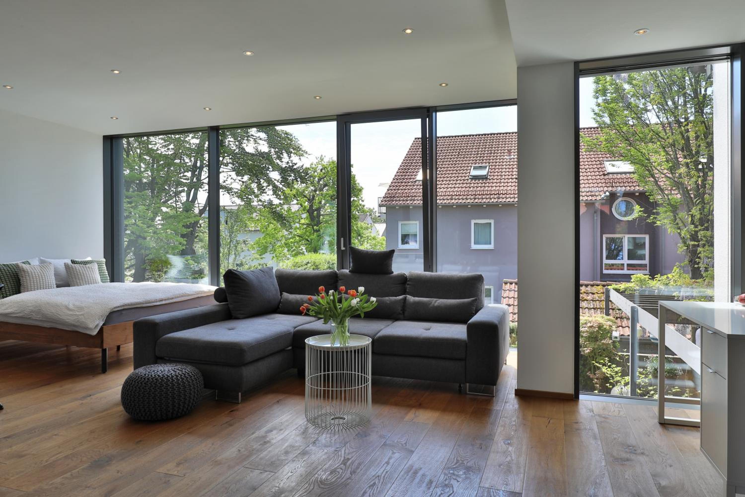 Moderne Studio-Wohnung - Lichtblick