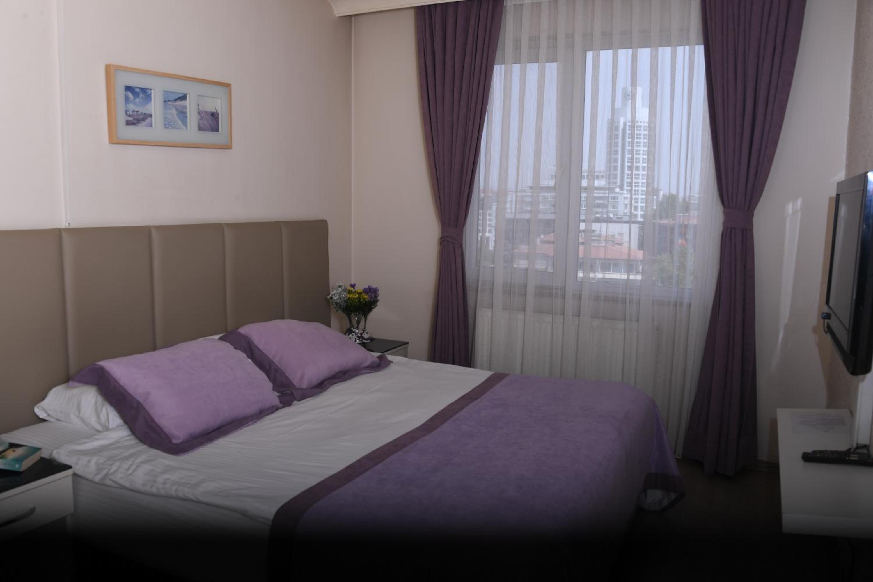 A Hotels & Suite - Image 49