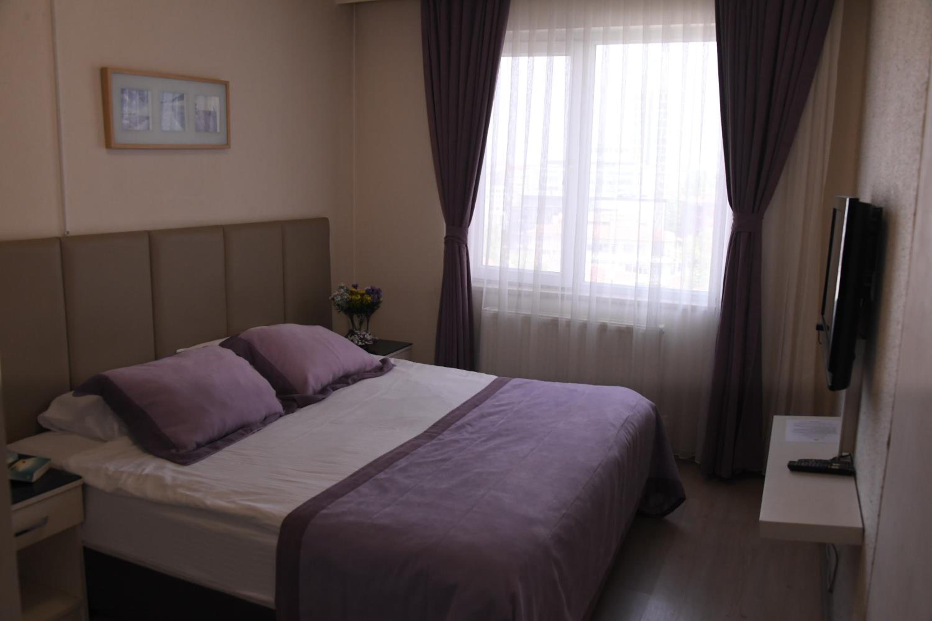 A Hotels & Suite - Image 36