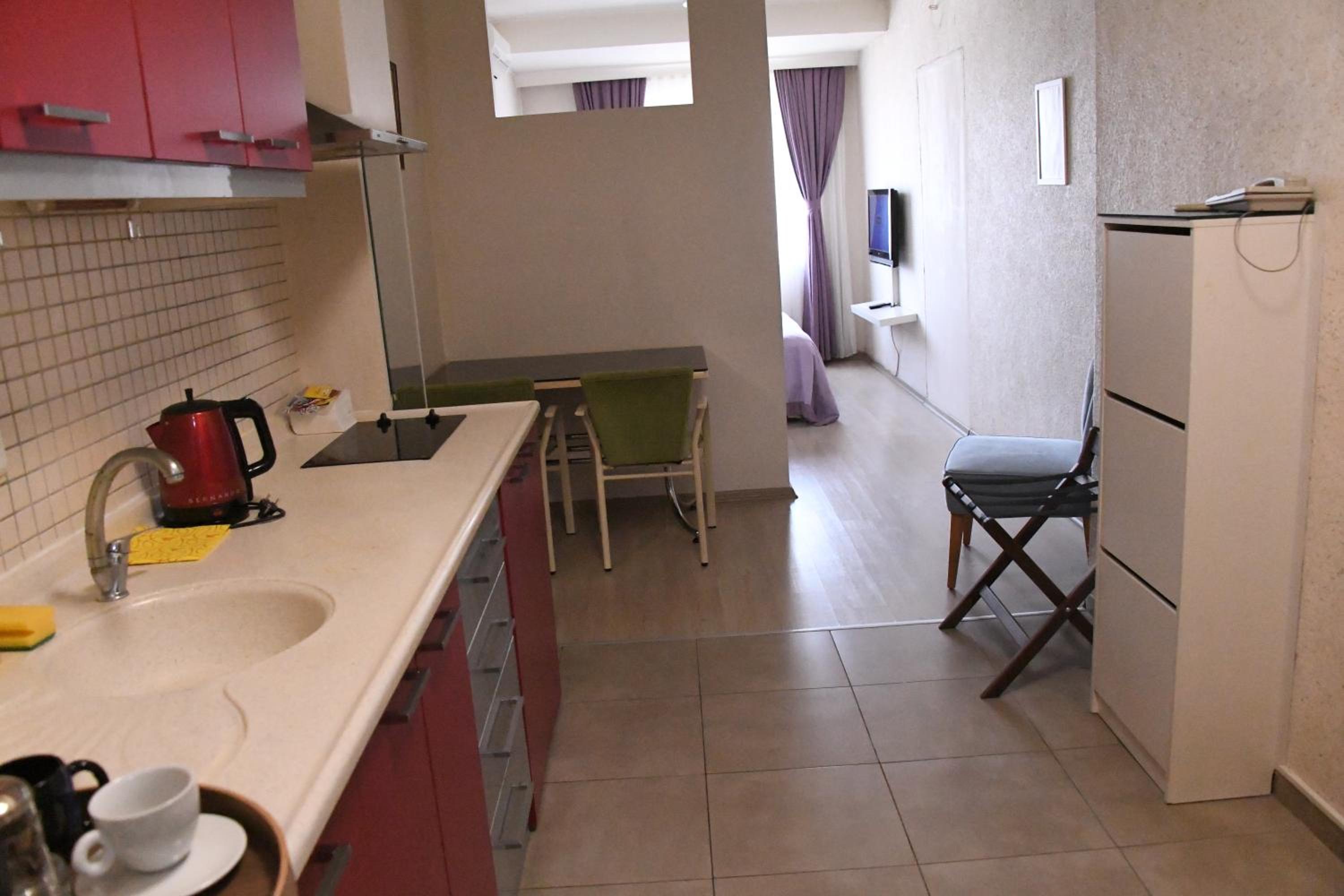 A Hotels & Suite - Image 72