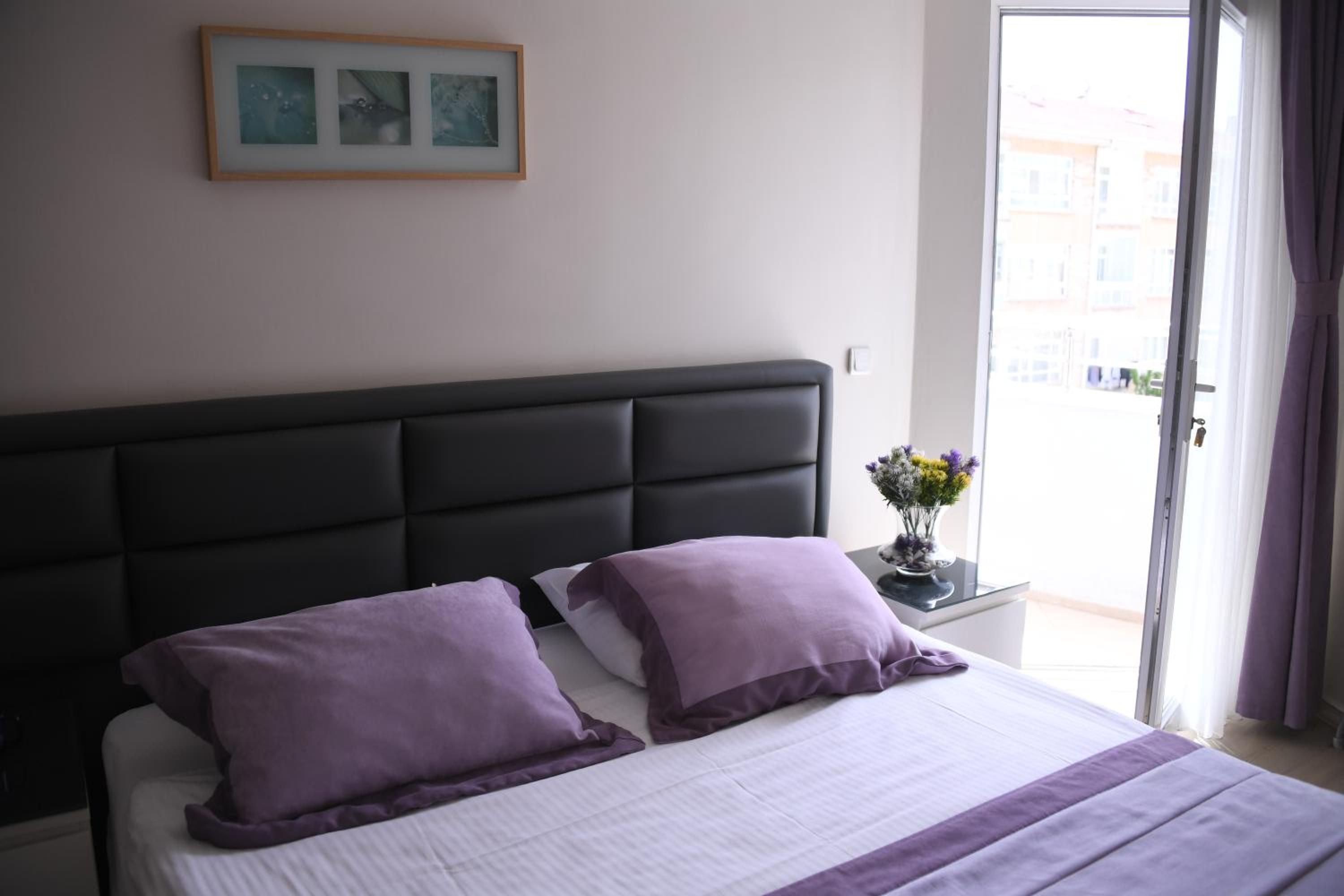 A Hotels & Suite - Image 19