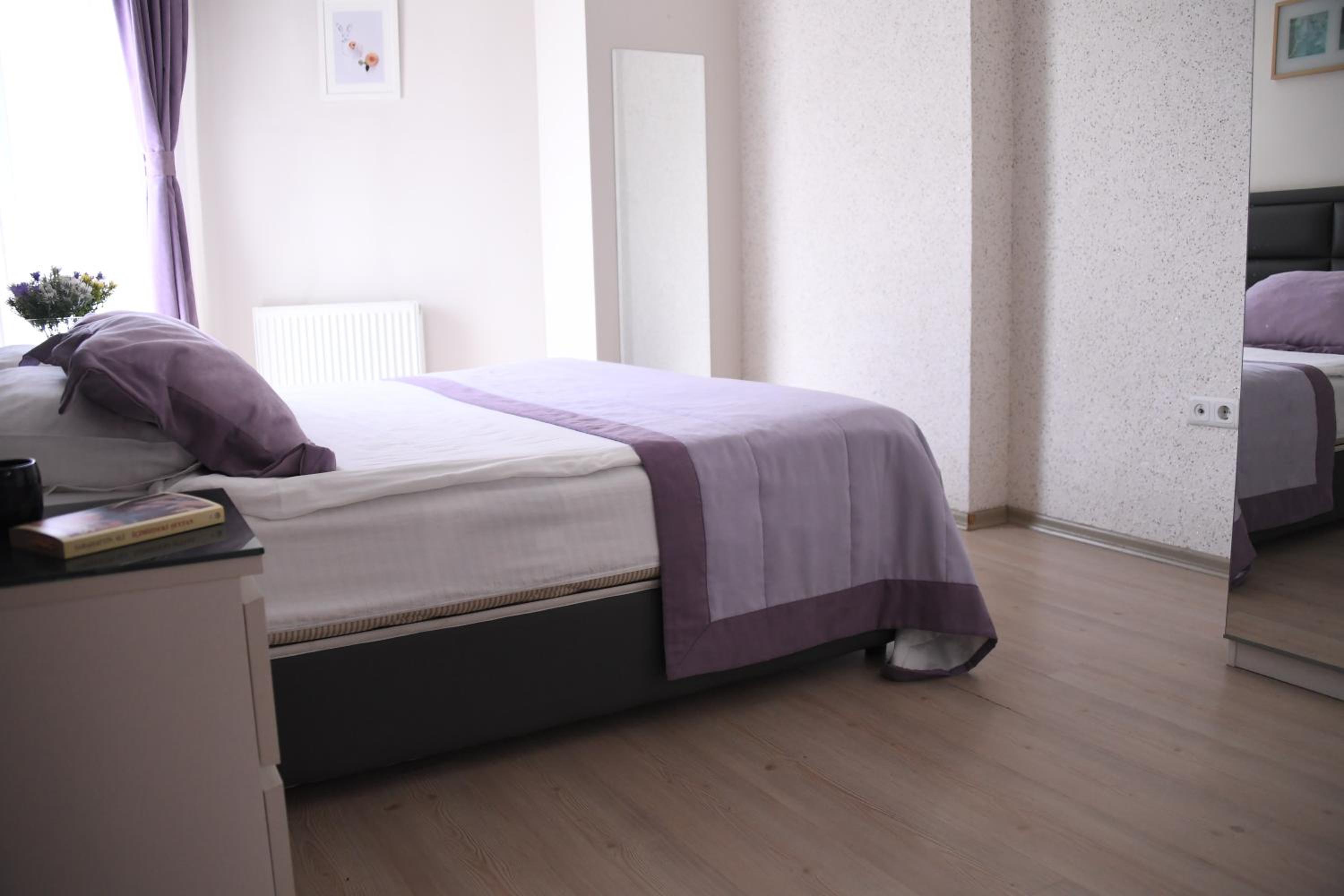 A Hotels & Suite - Image 37