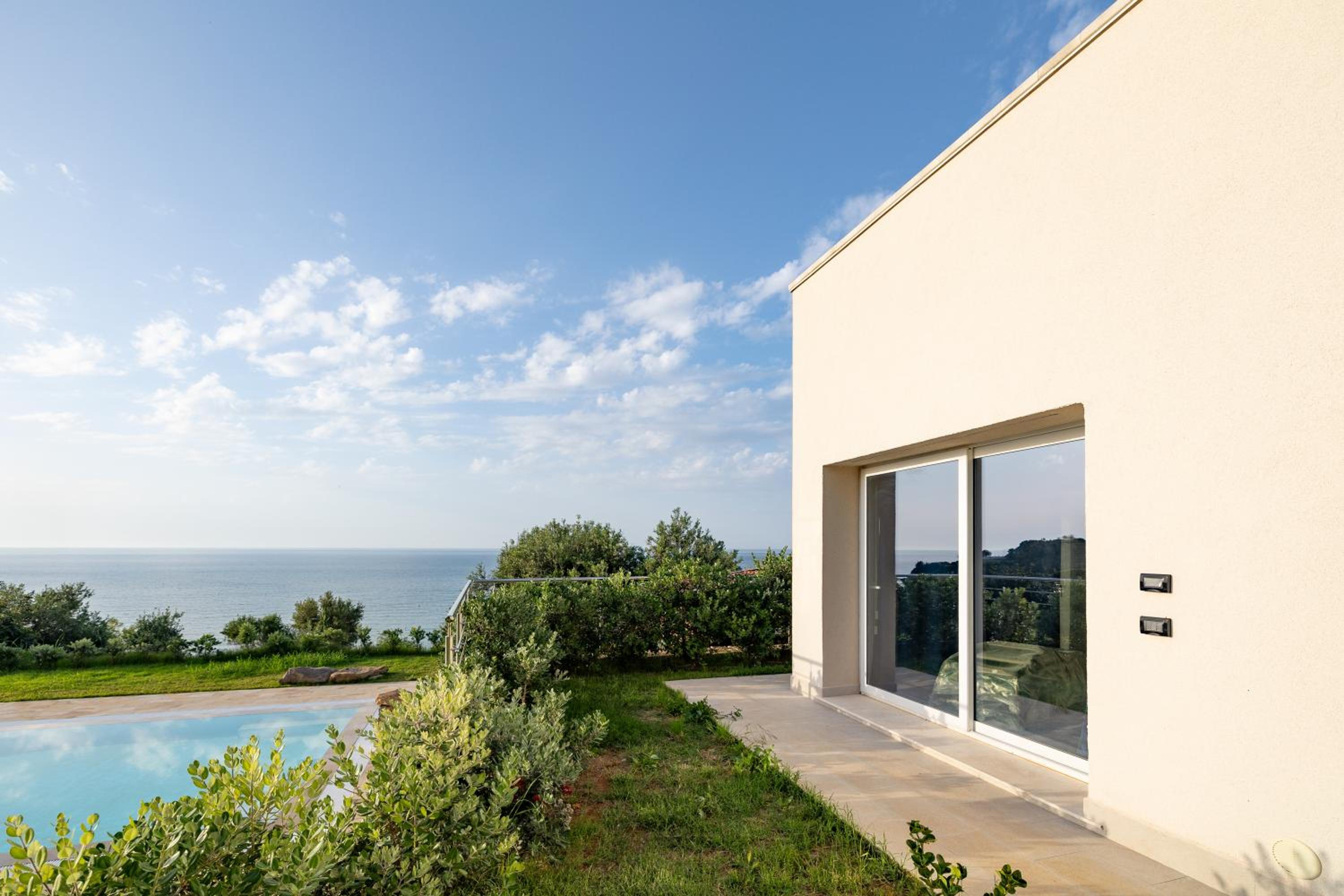 Aura Maris beach residence Mazzaforno view 5