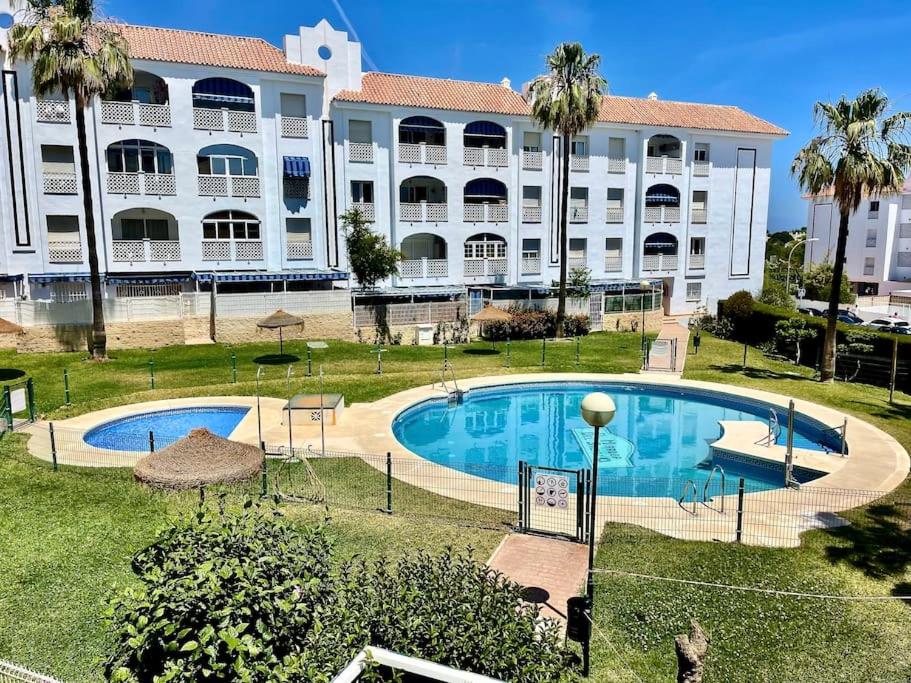 Family Holiday Apartment, Torremolinos