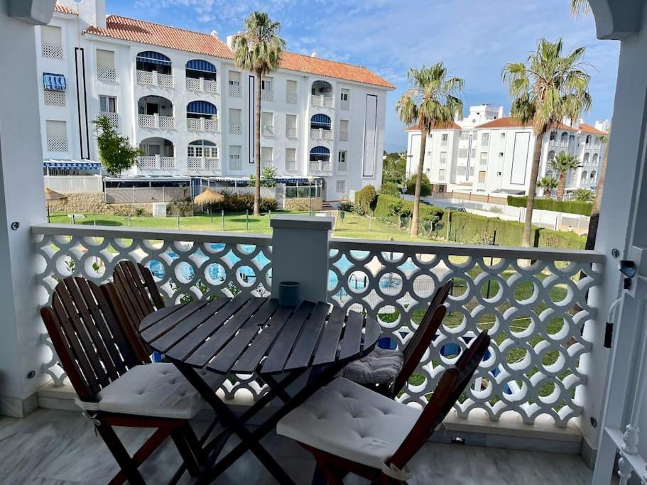 Family Holiday Apartment, Torremolinos