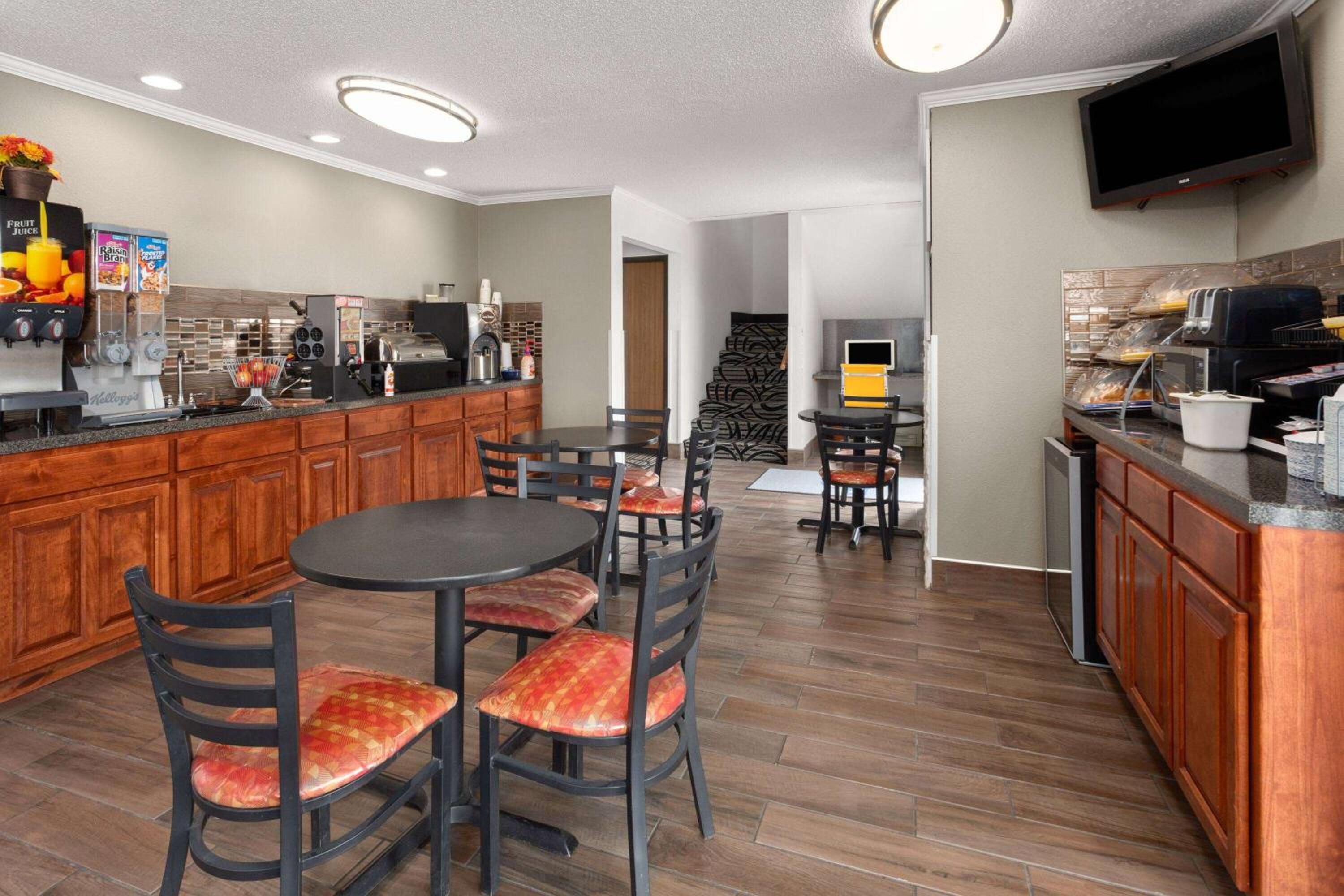 Ogallala Vacations - Days Inn by Wyndham Ogallala - Property Image 3