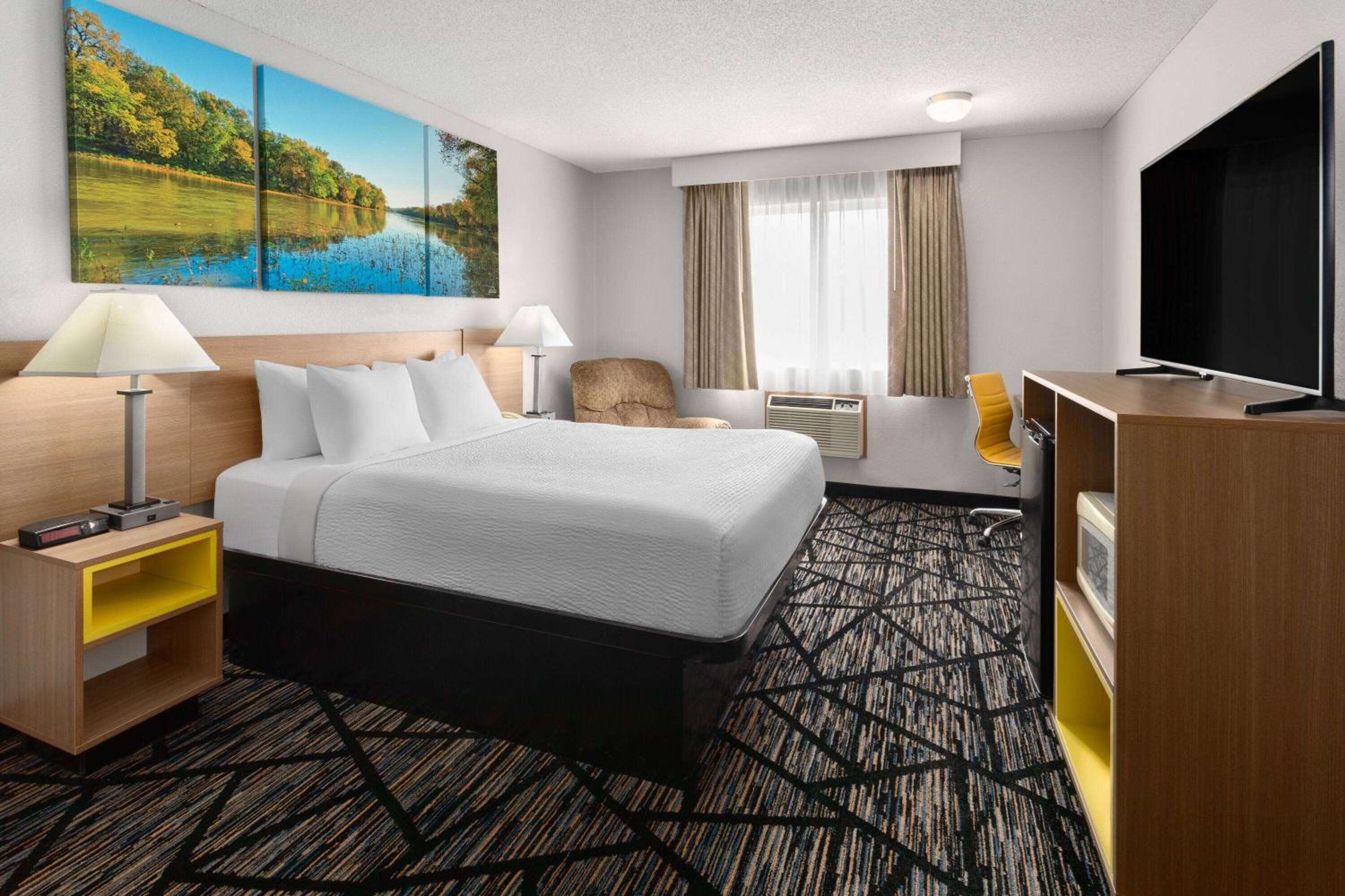 Ogallala Vacations - Days Inn by Wyndham Ogallala - Property Image 21