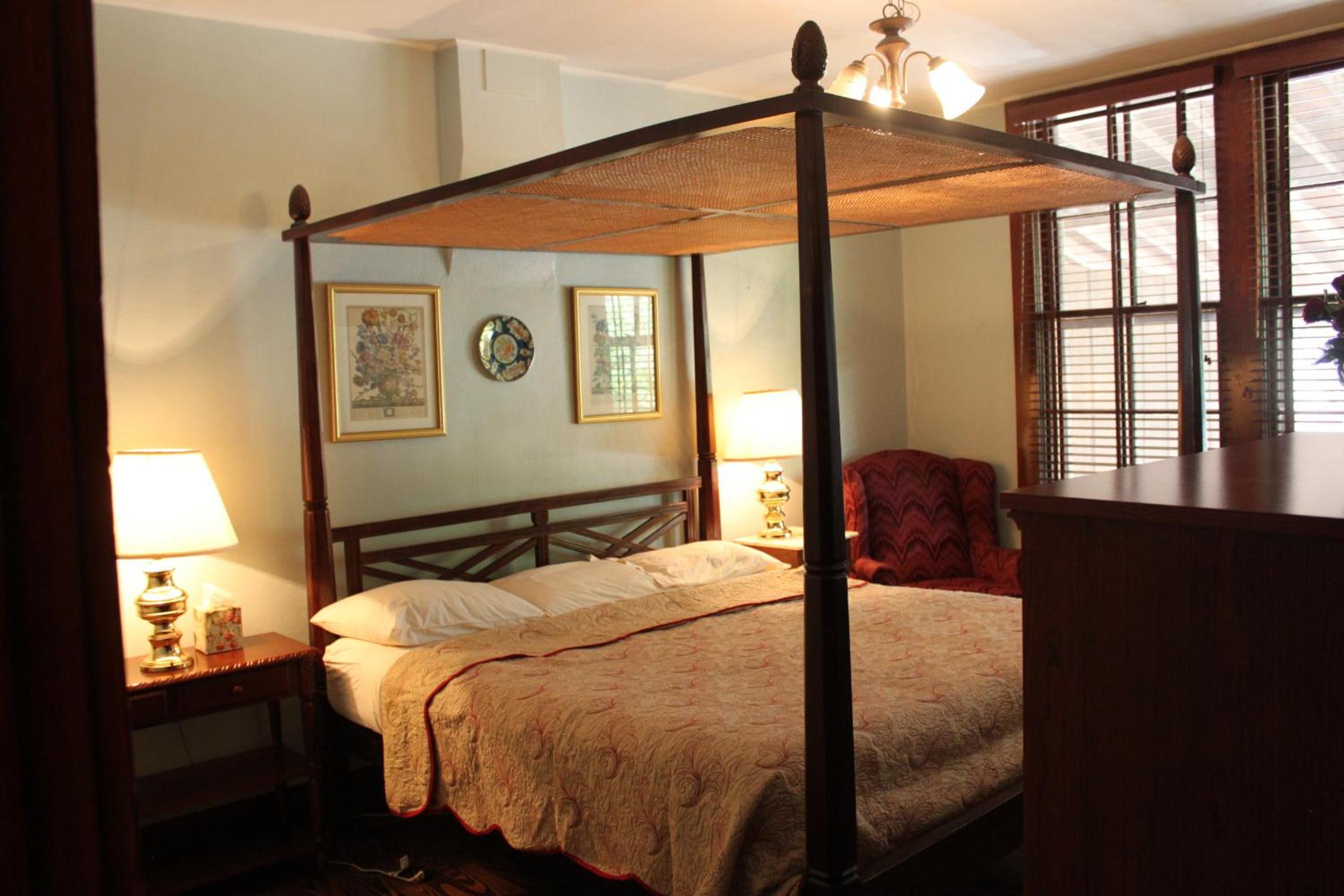 The Hotel Limpia