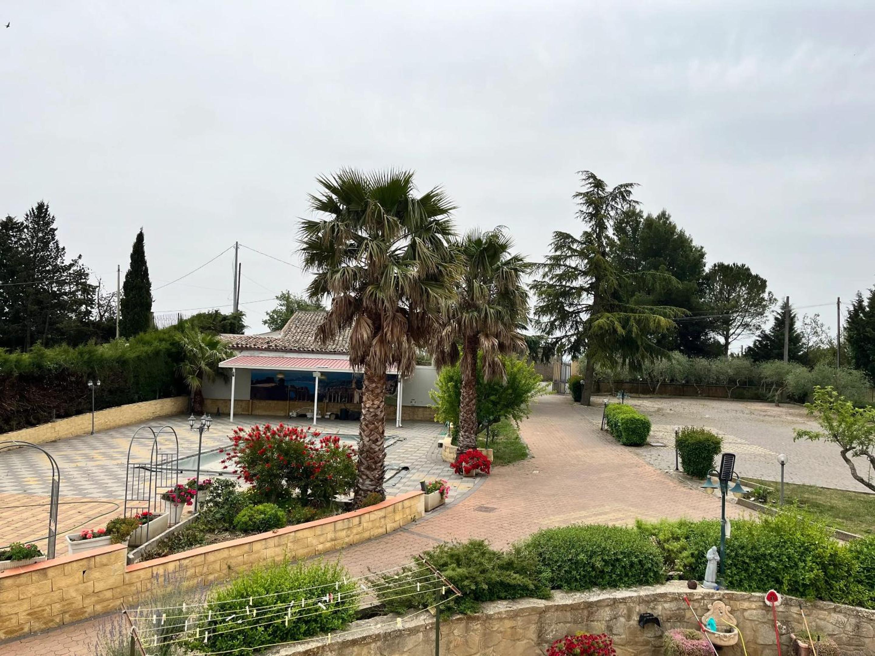 Refined Villa in Enna with Private Pool