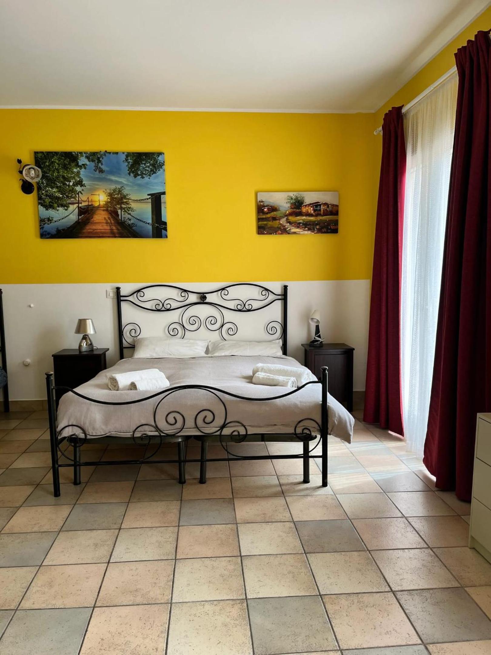 Refined Villa in Enna with Private Pool