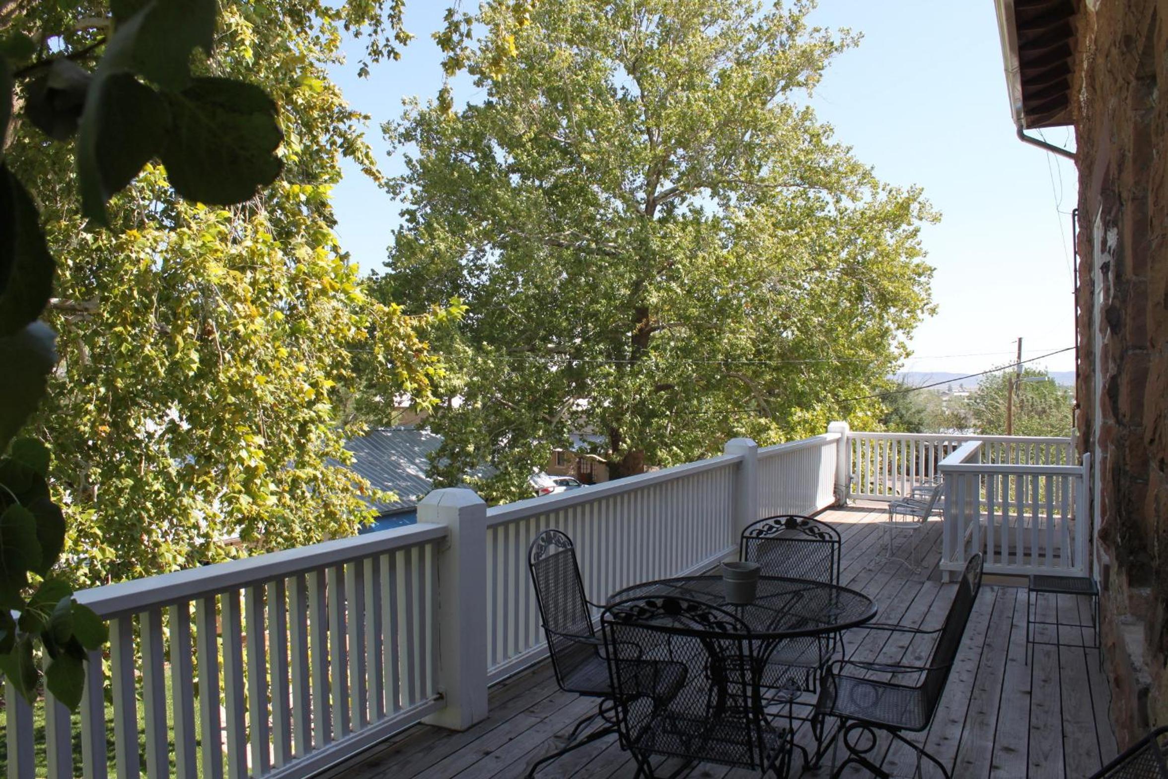 The Hotel Limpia - Property Image 12
