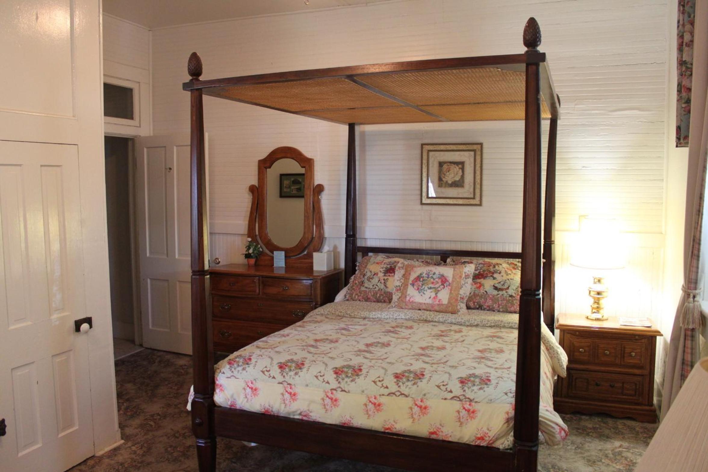 The Hotel Limpia