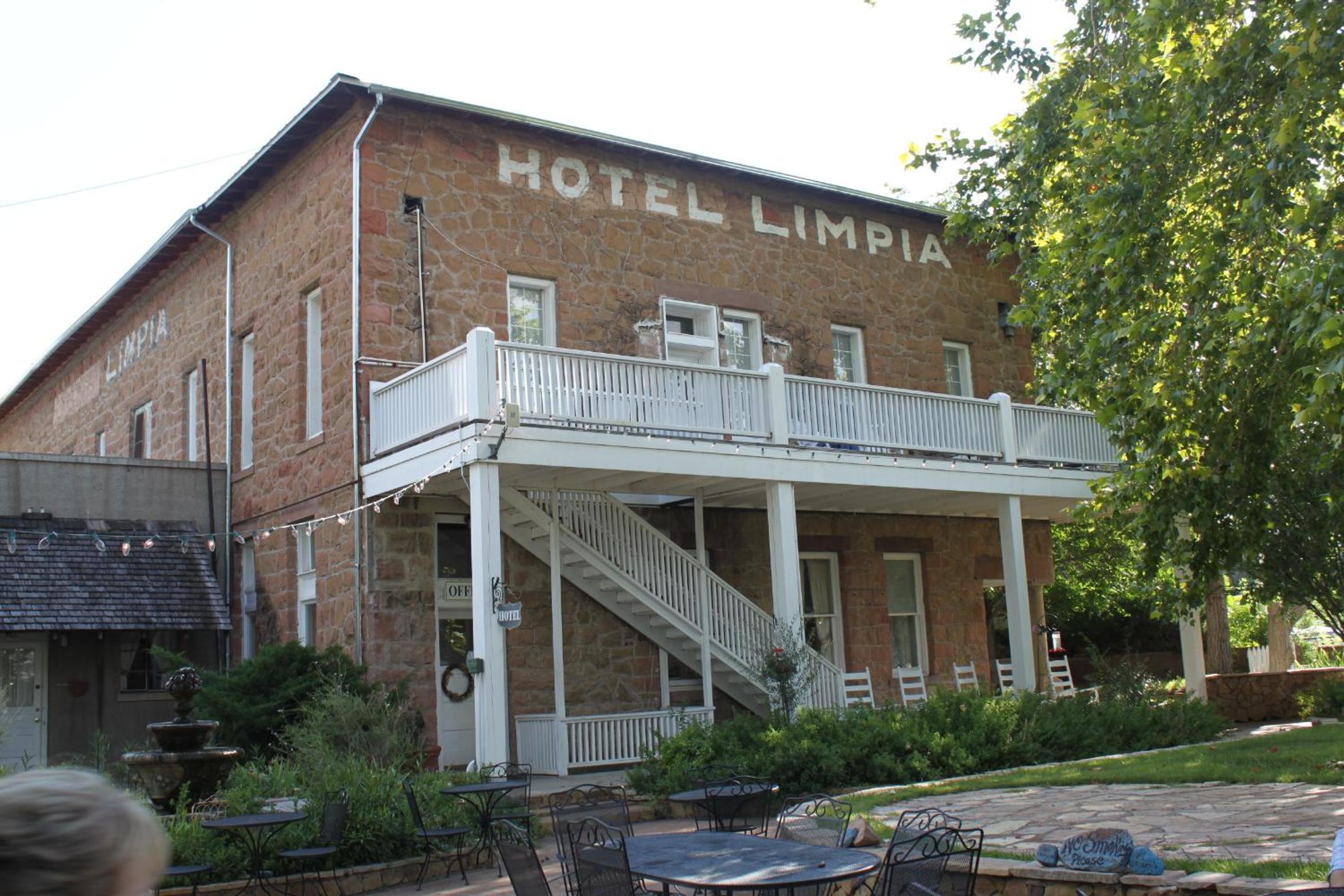 The Hotel Limpia - Property Image 6
