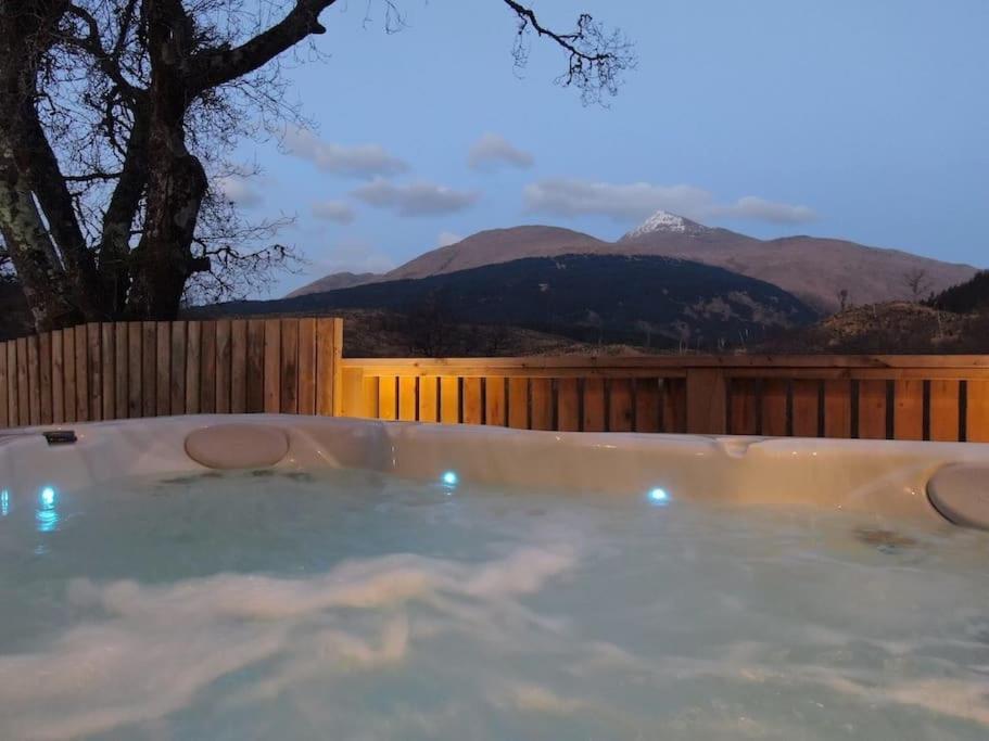 Blue Fire - Luxury Lodge - Hot Tub - Stunning View - The Etive Estate