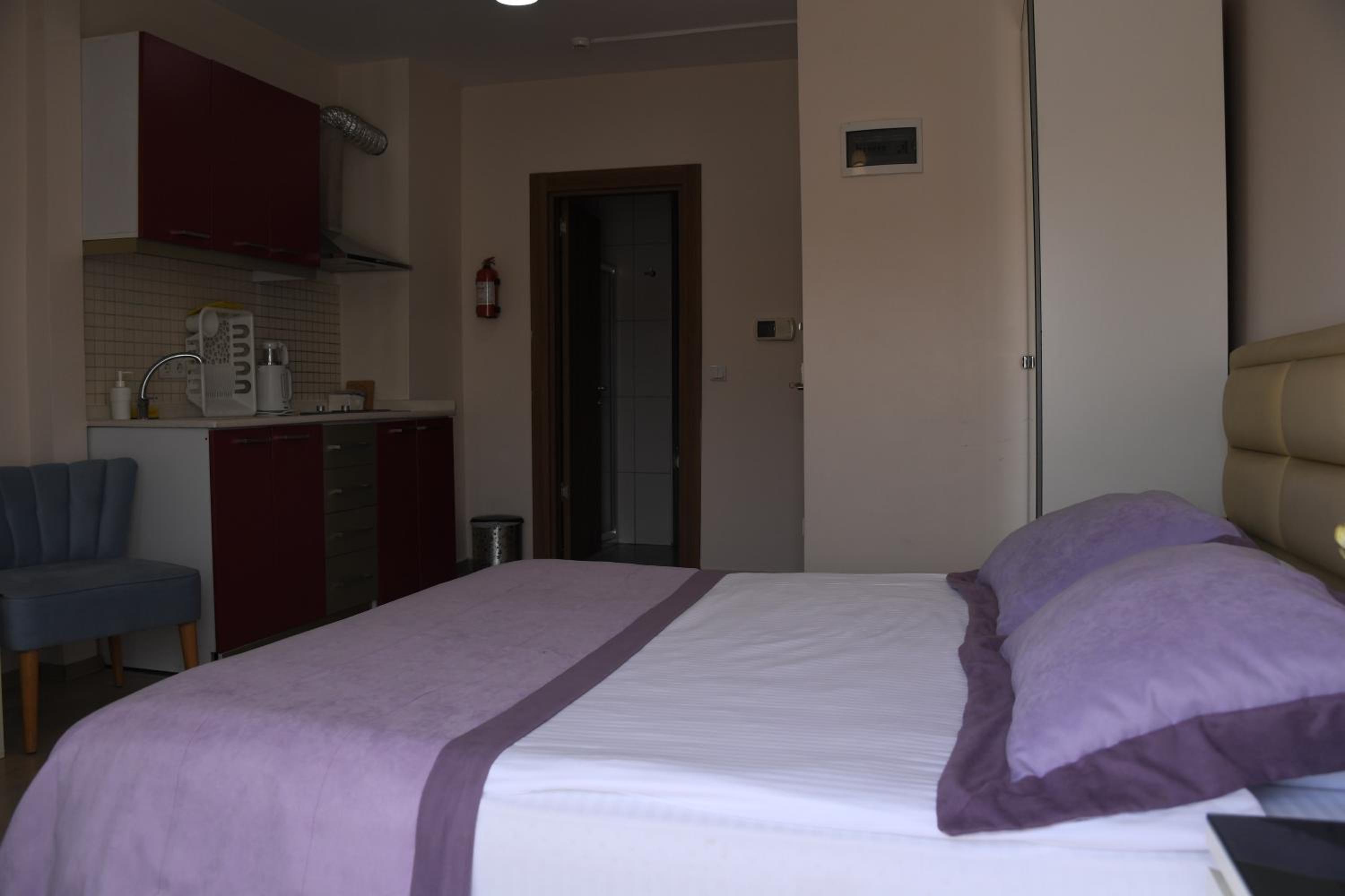 A Hotels & Suite - Image 74