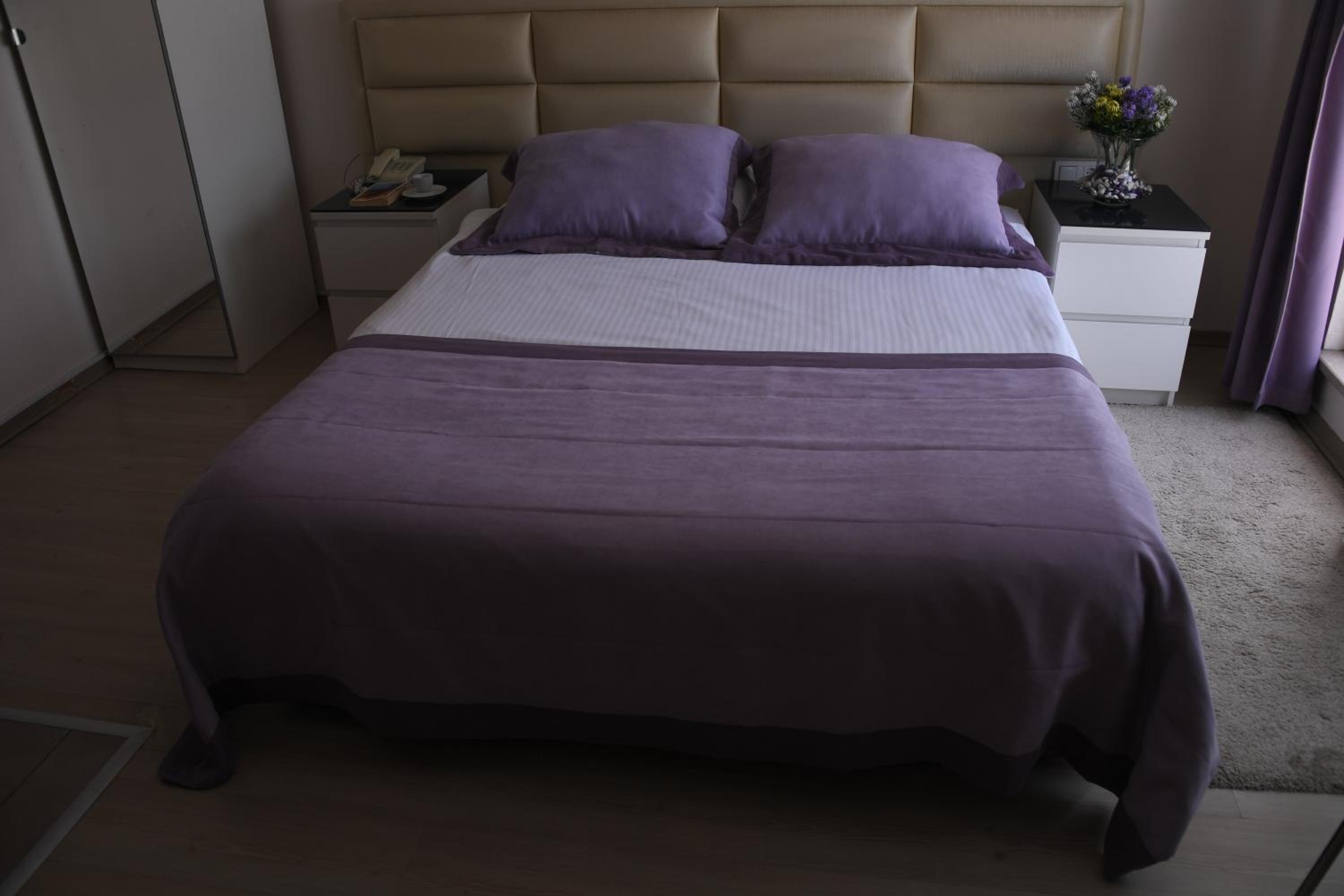 A Hotels & Suite - Image 64