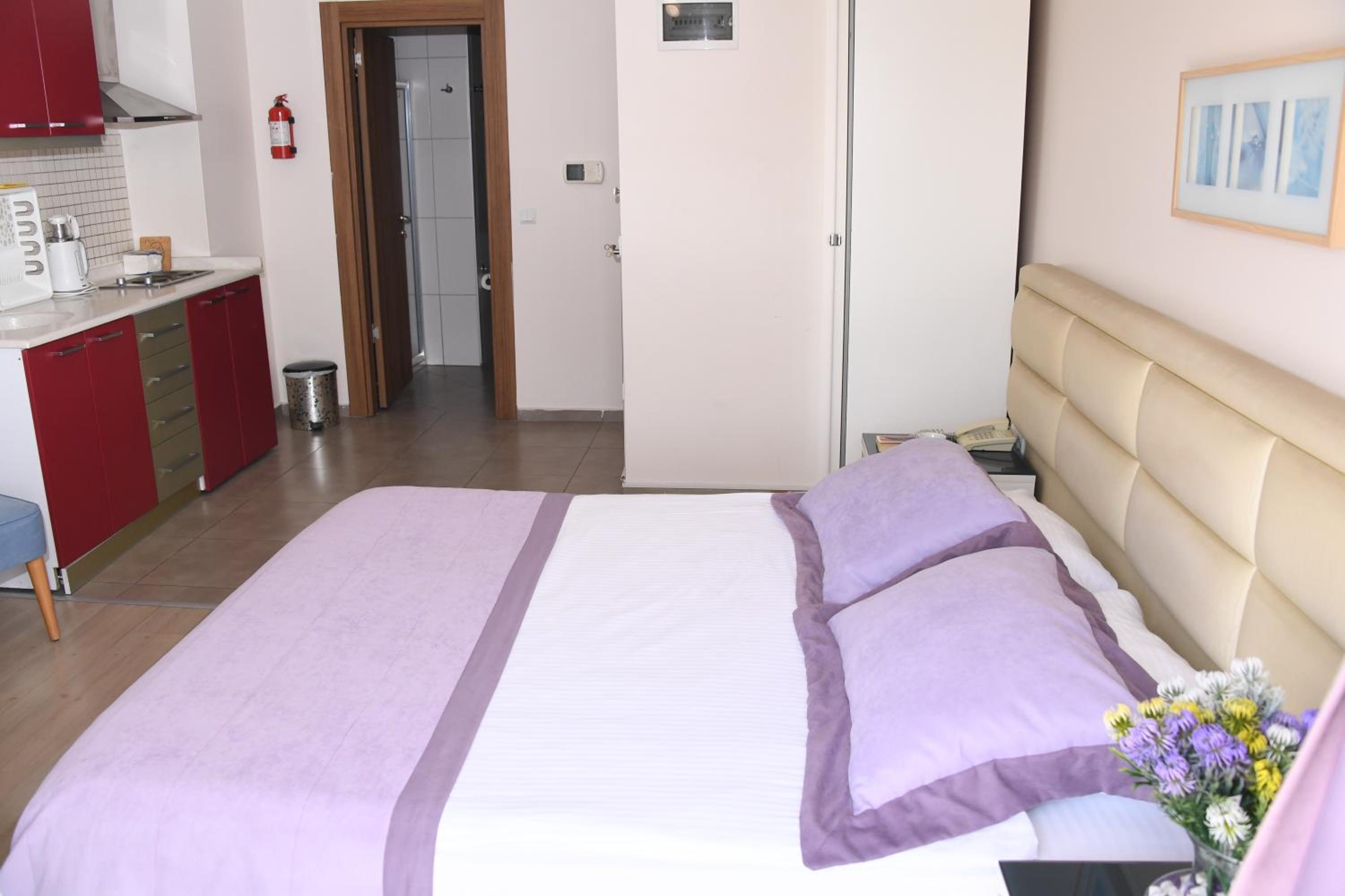 A Hotels & Suite - Image 75