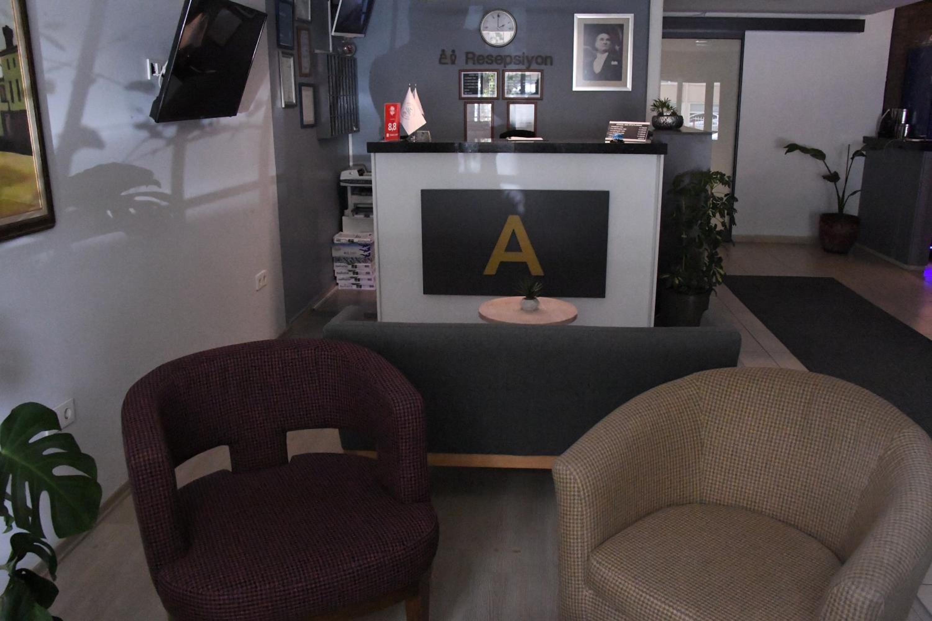 A Hotels & Suite - Image 45