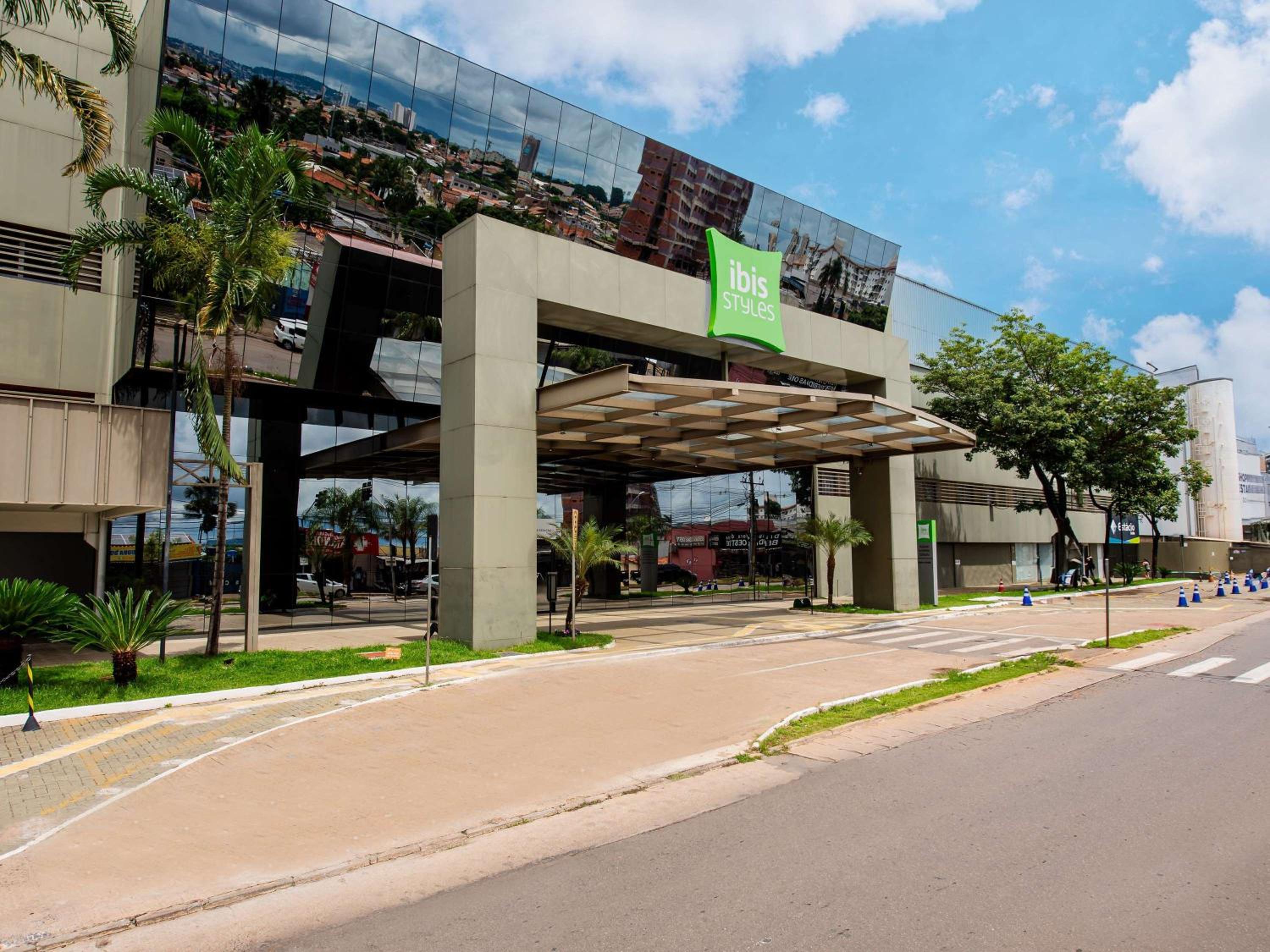 Hotel ibis Styles Goiânia Shopping Estação - Image 1