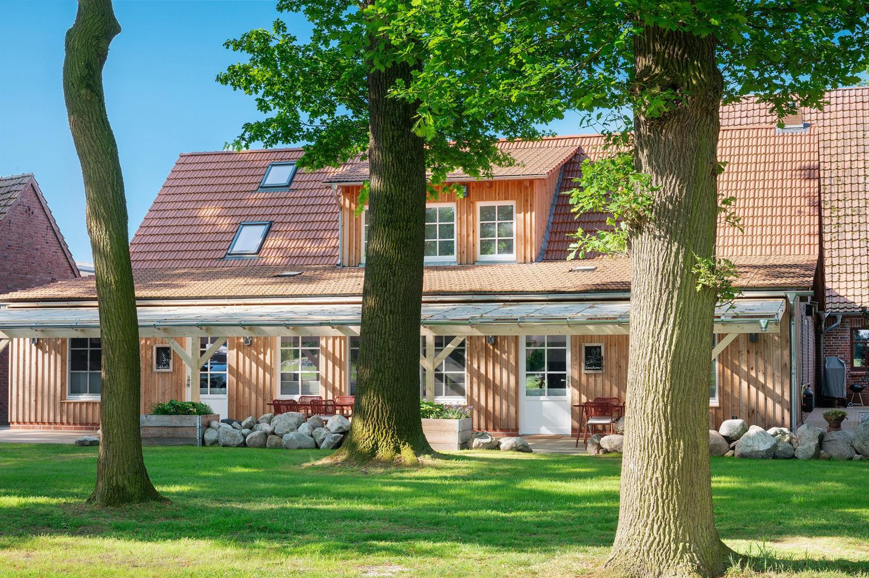 Eichengeflüster Waldhütte