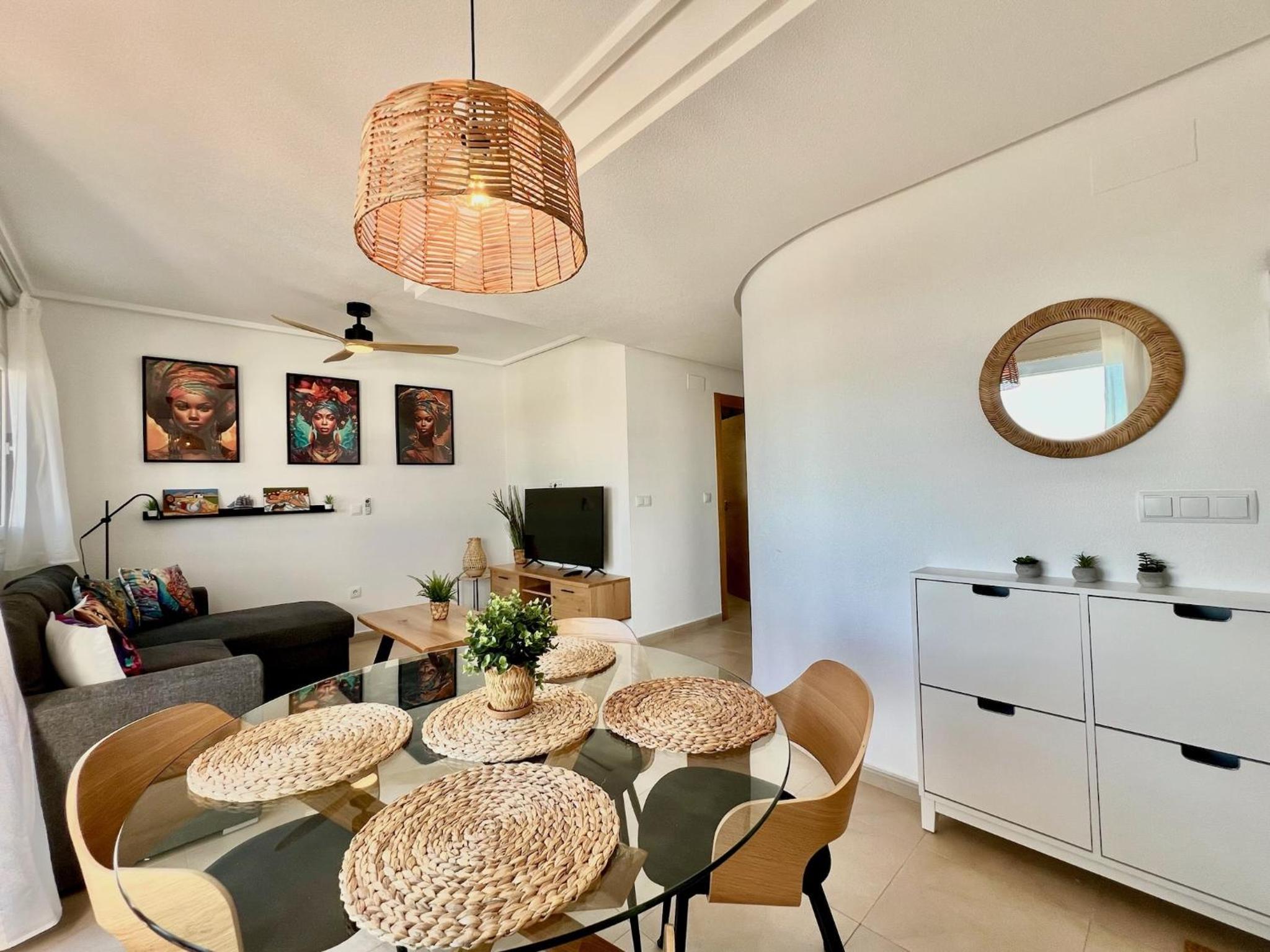 Stunning apartment with a beautiful pool/lake view