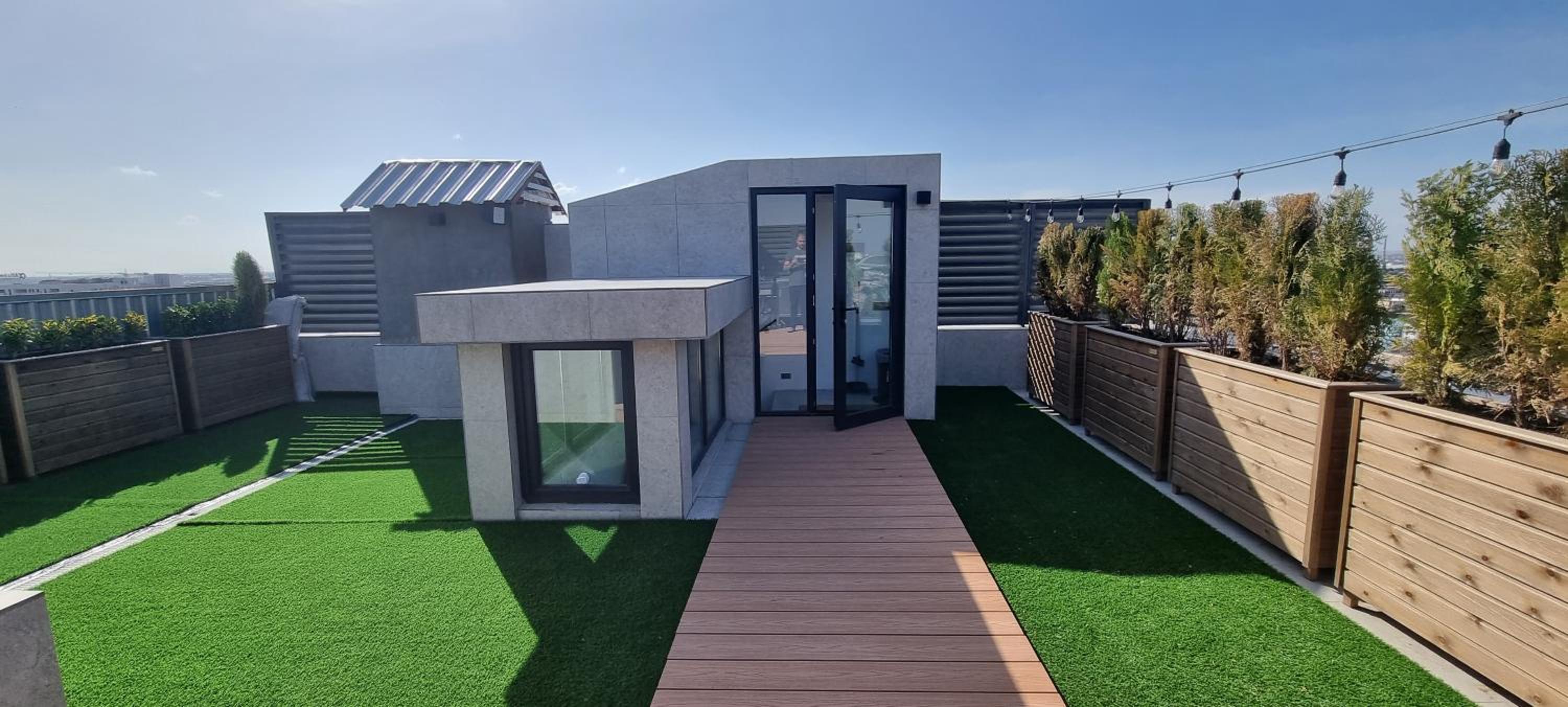 LaMinor Terrace