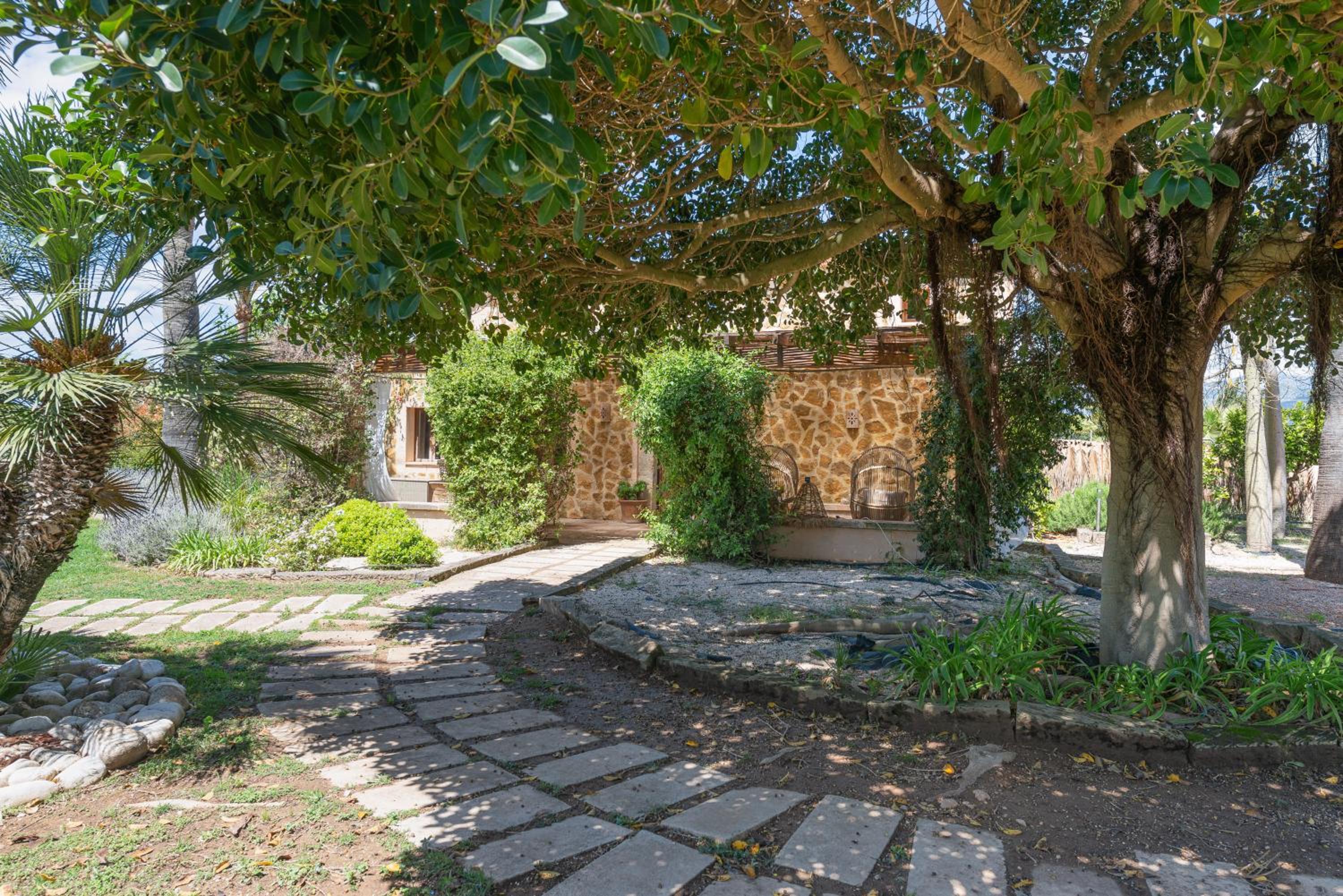 Le Petit Paradis