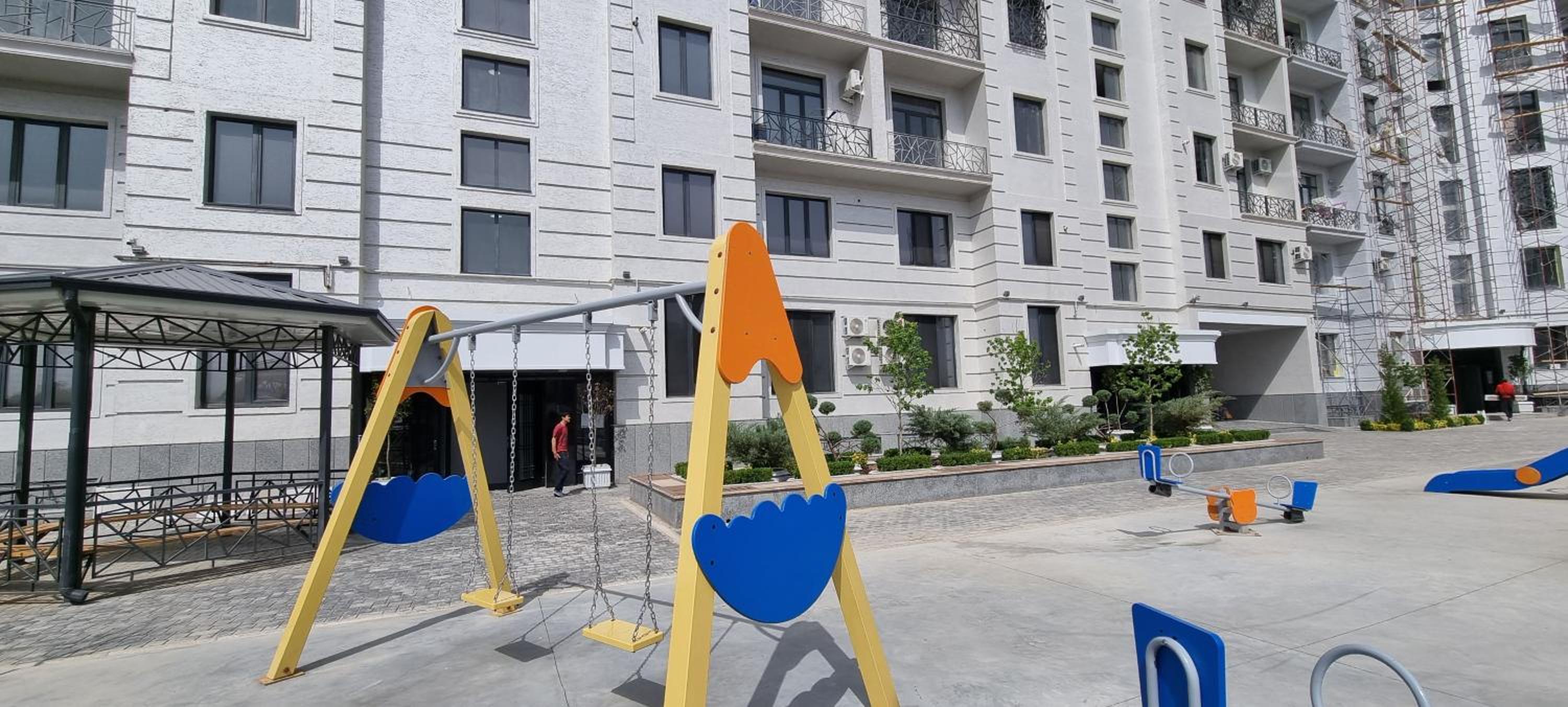 LaMinor Terrace