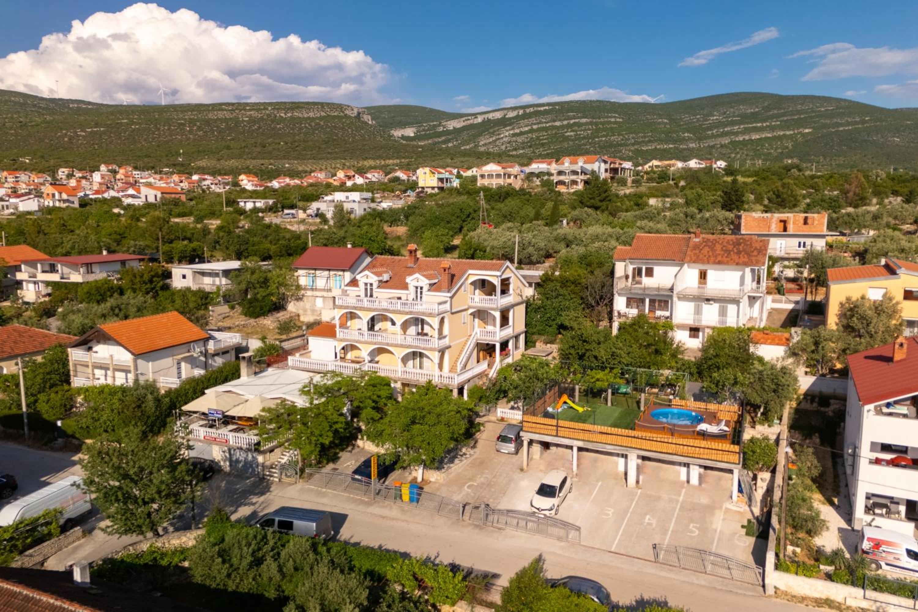 Apartments Milic