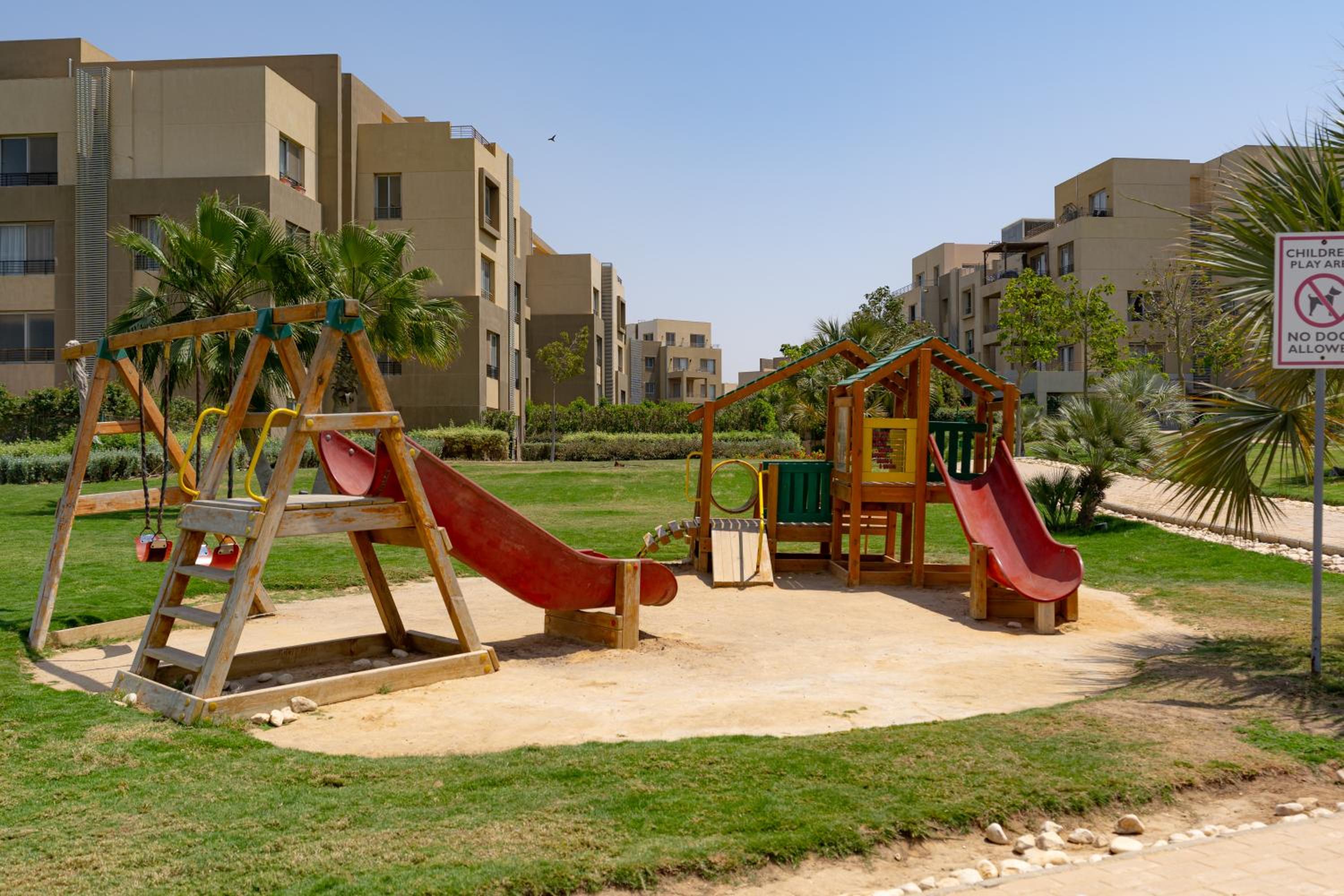 VIZIT Studio Near Arkan Plaza