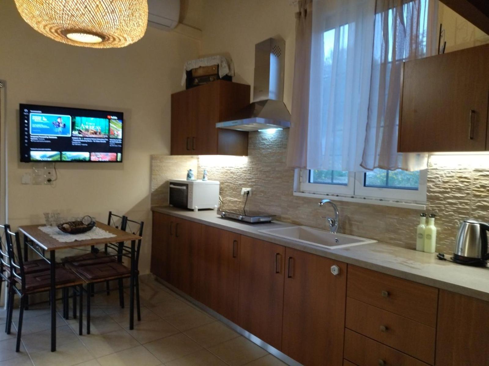 Kamara village house with private pool