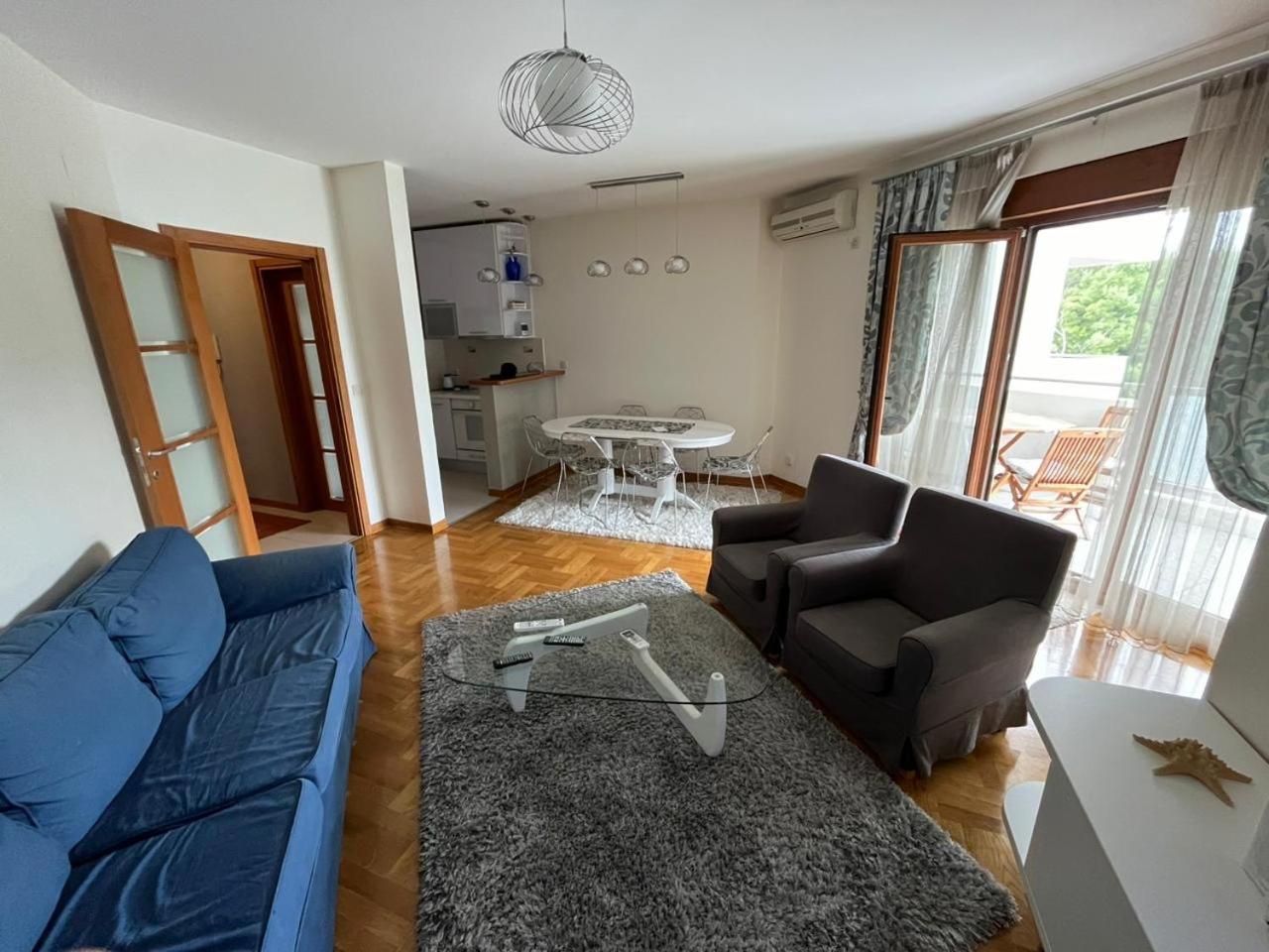 Bar Luxury Apartment