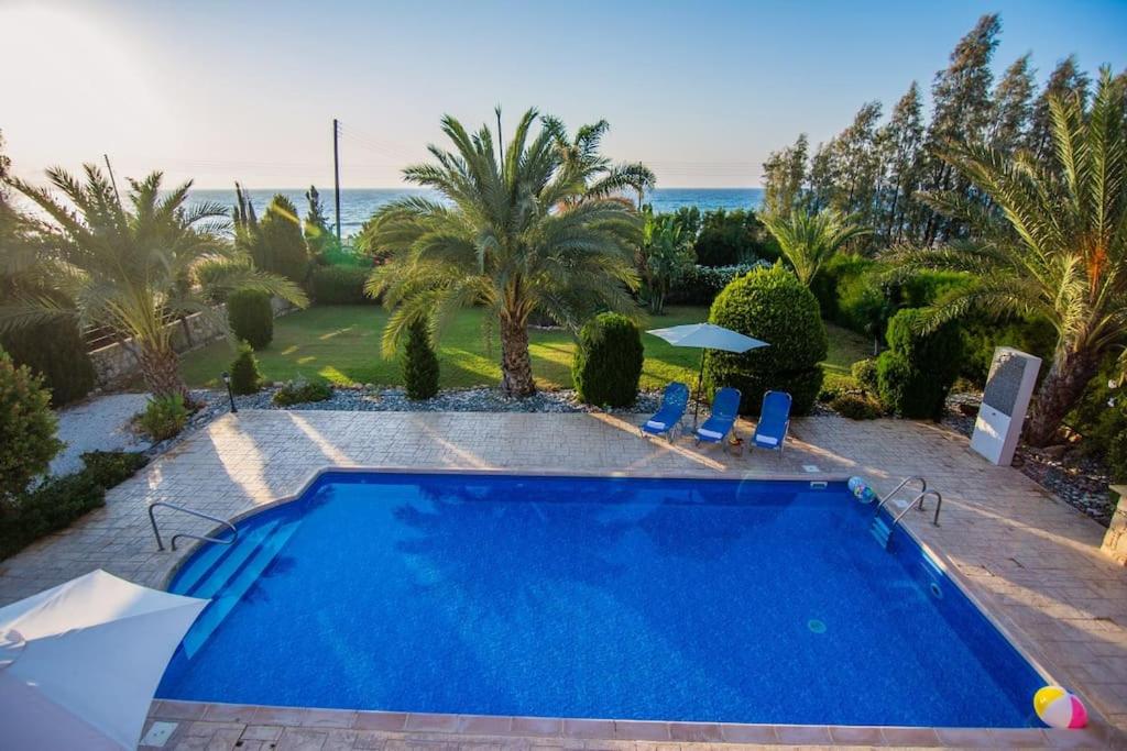 GEORGIA BEACH VILLA