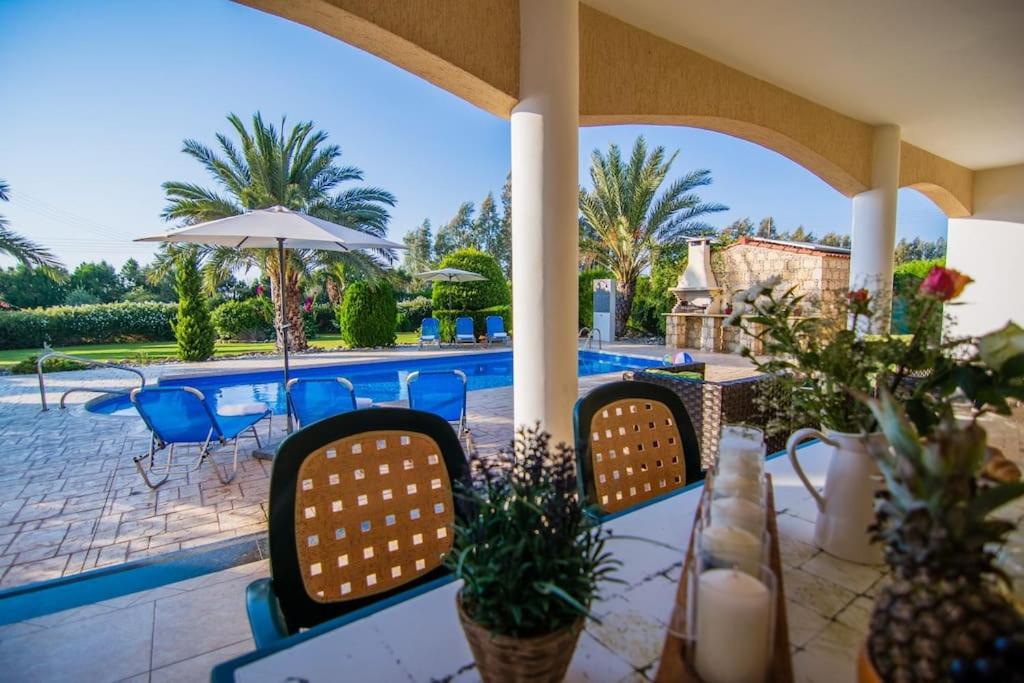 GEORGIA BEACH VILLA