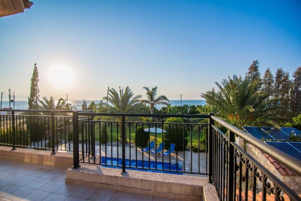 GEORGIA BEACH VILLA