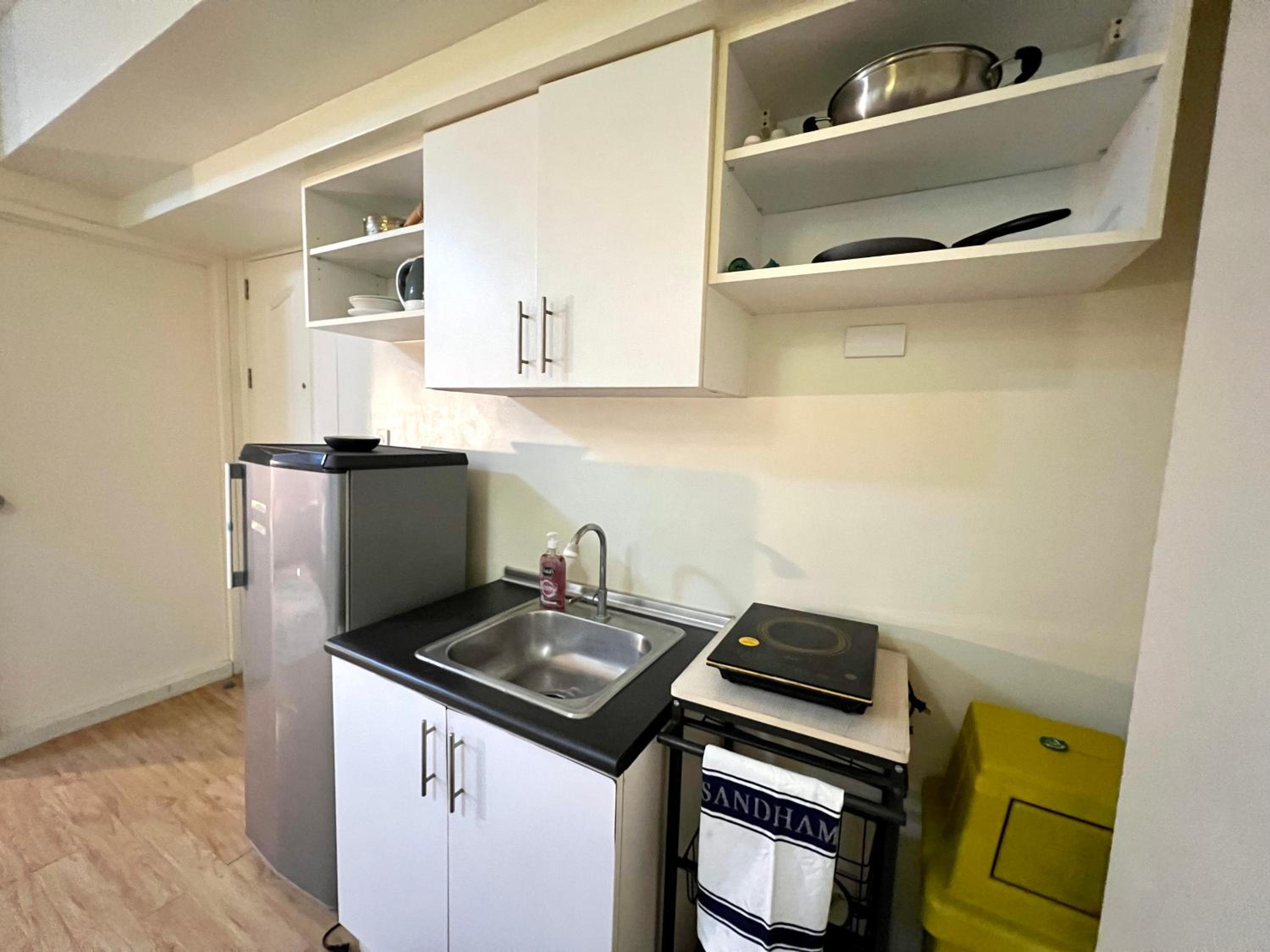 IT Park 1-bedroom w/pool view 4