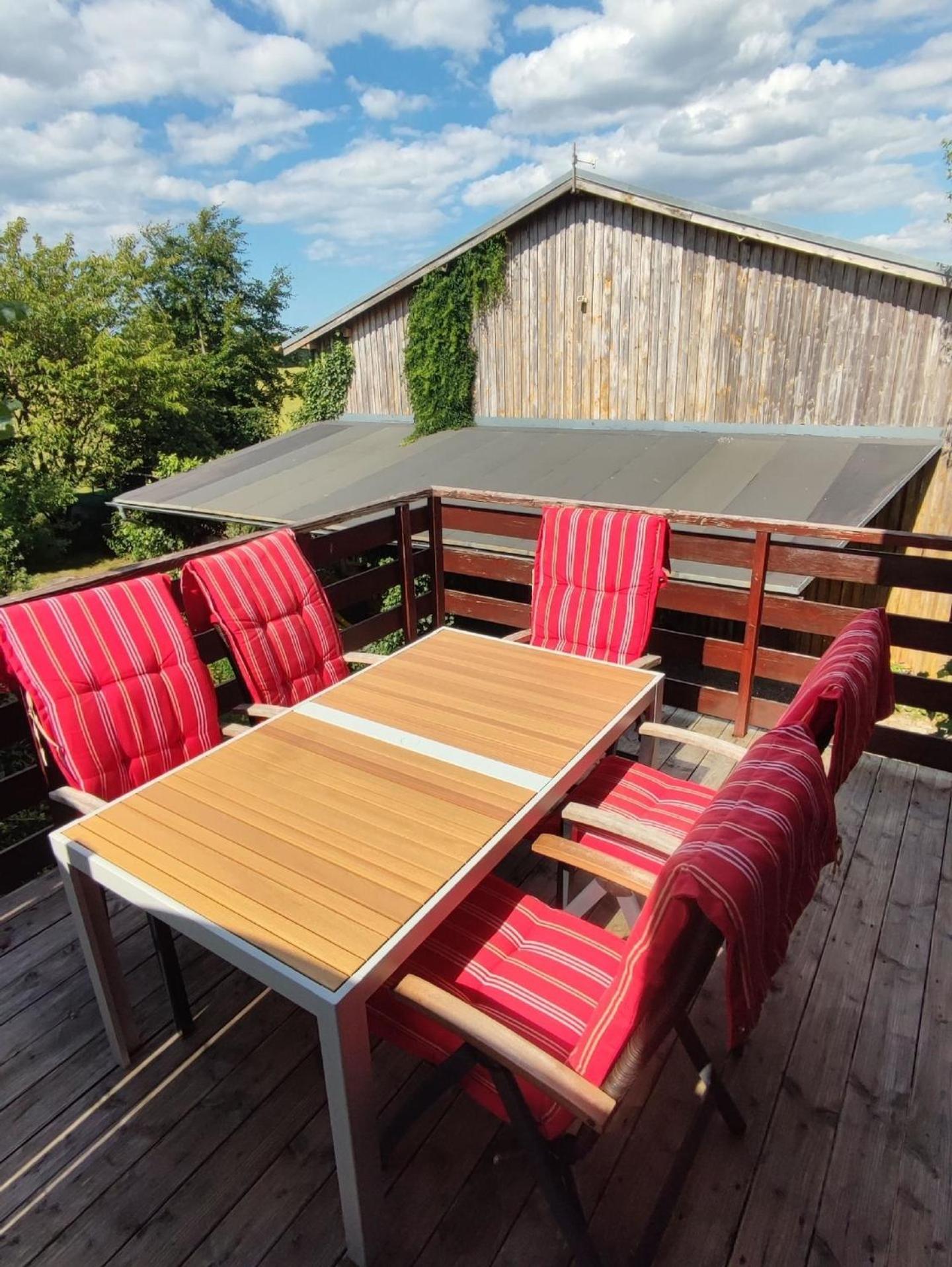 Appartement in Hohenkirchen mit Garten, gemeinschaftlichem Pool und Grill