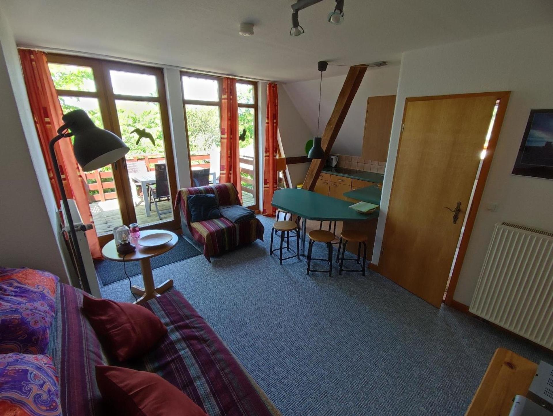 Appartement in Hohenkirchen mit Garten, gemeinschaftlichem Pool und Grill