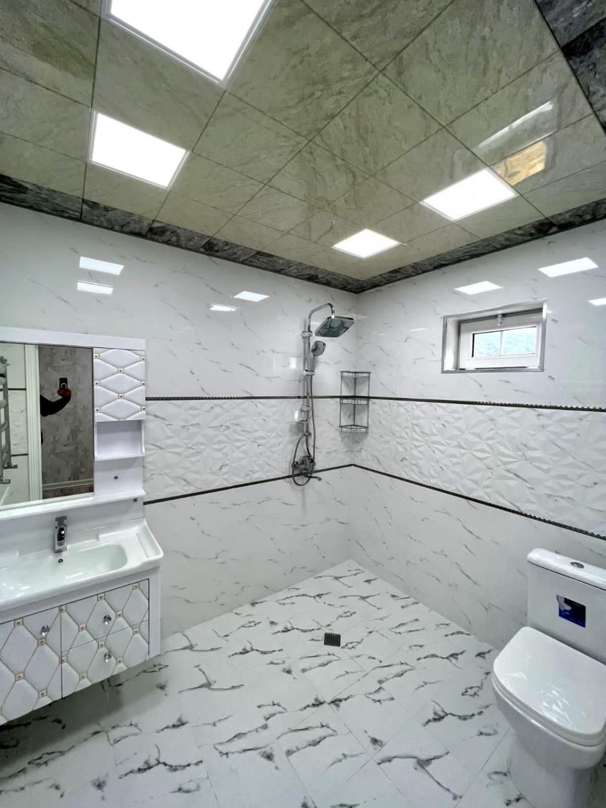White villa 4 bedrooms
