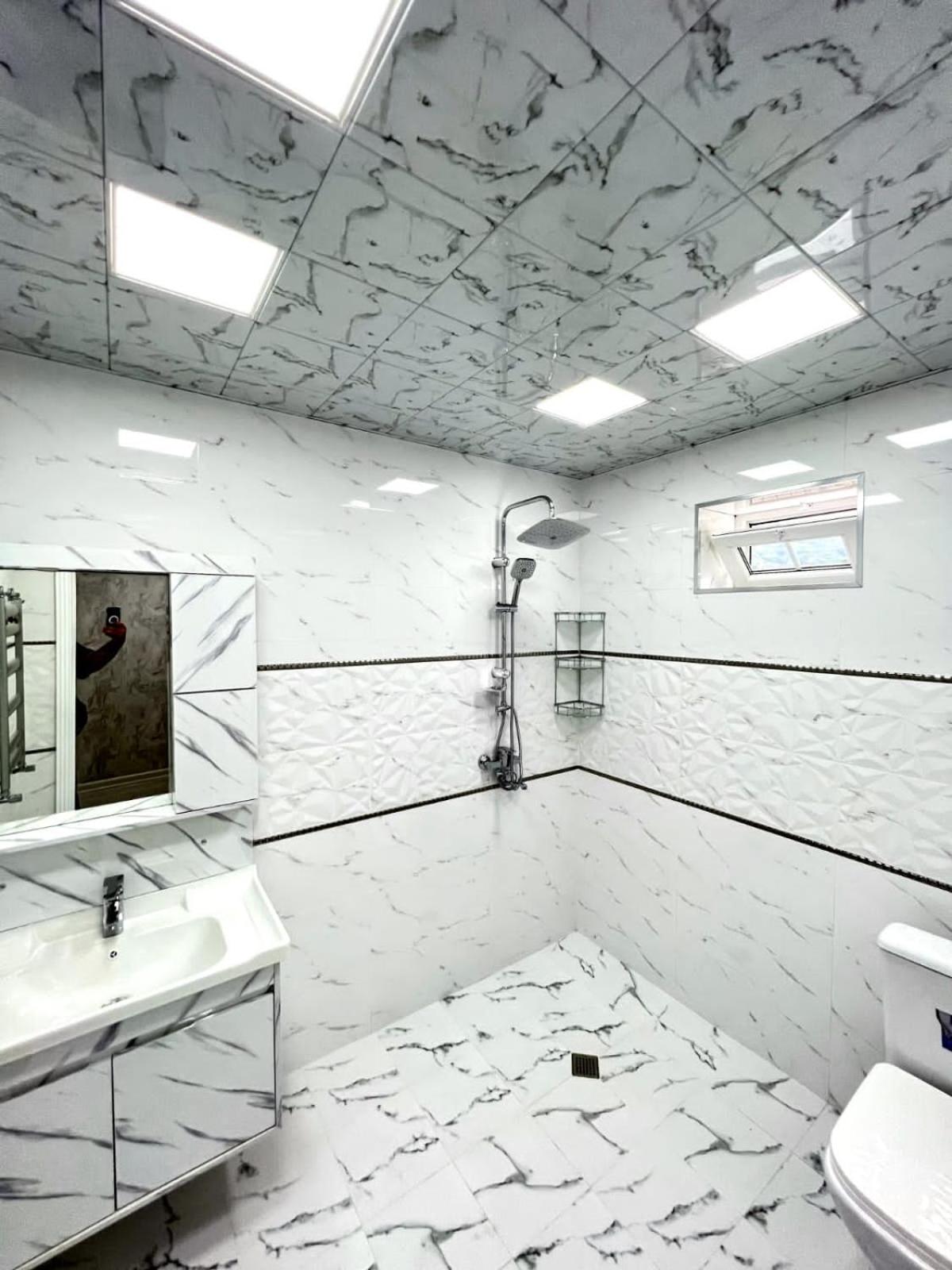 White villa 4 bedrooms
