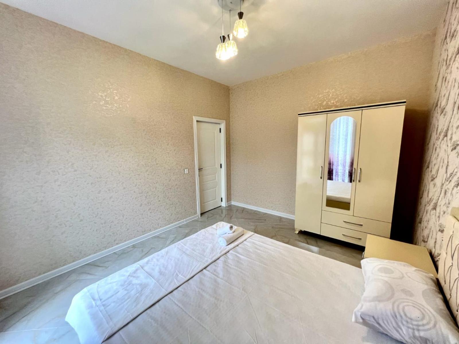 White villa 4 bedrooms