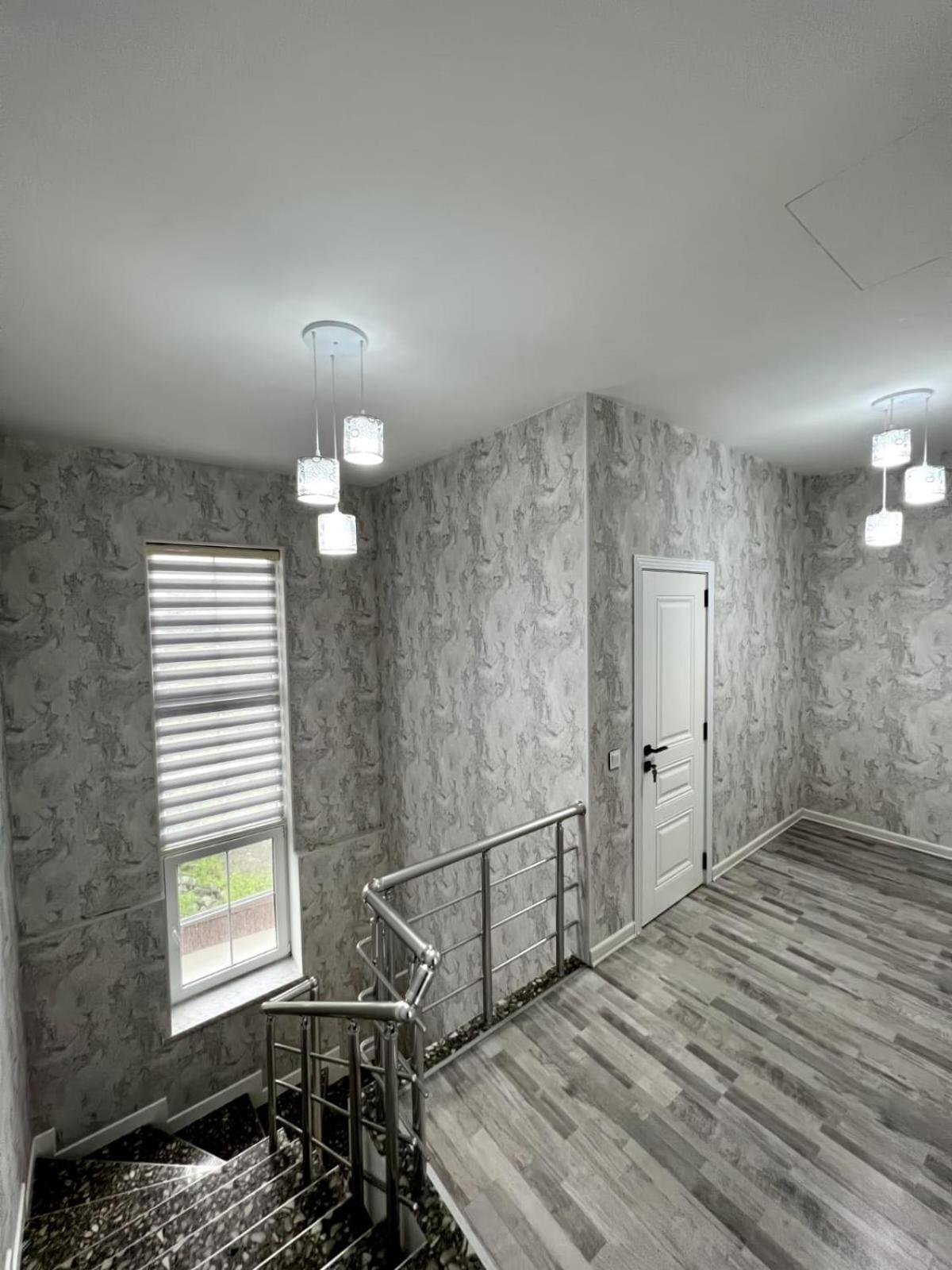 White villa 4 bedrooms