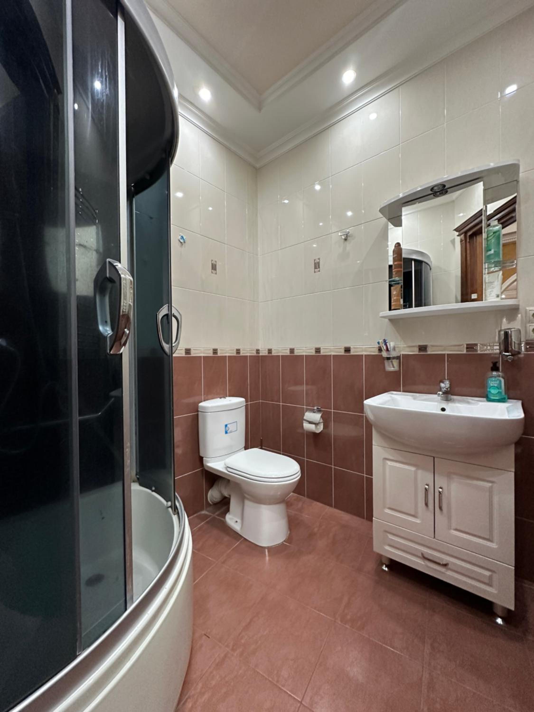 Abovyan street, 2 bedrooms Spacious and Luxury apartment AB917