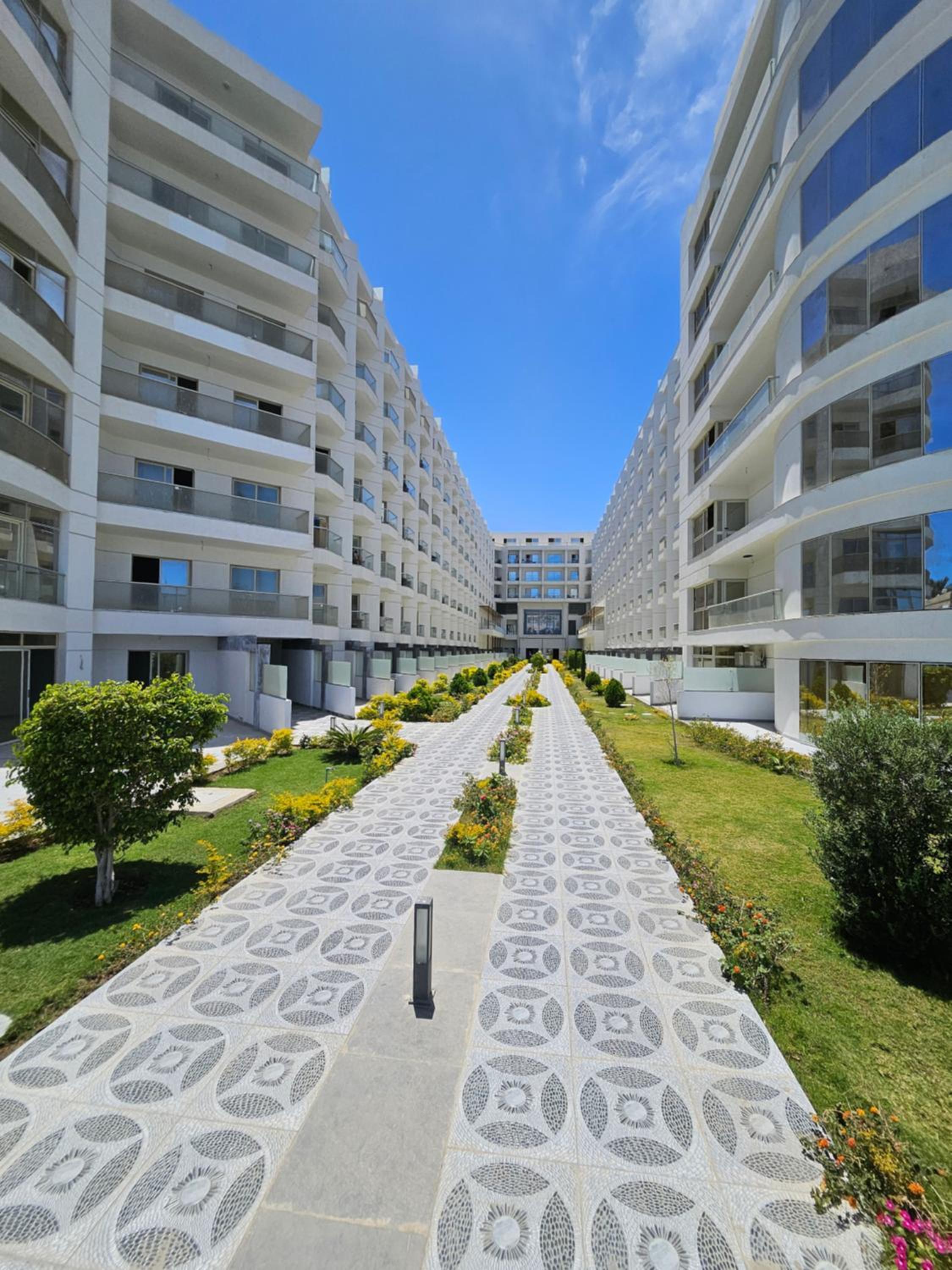 Compound scandic