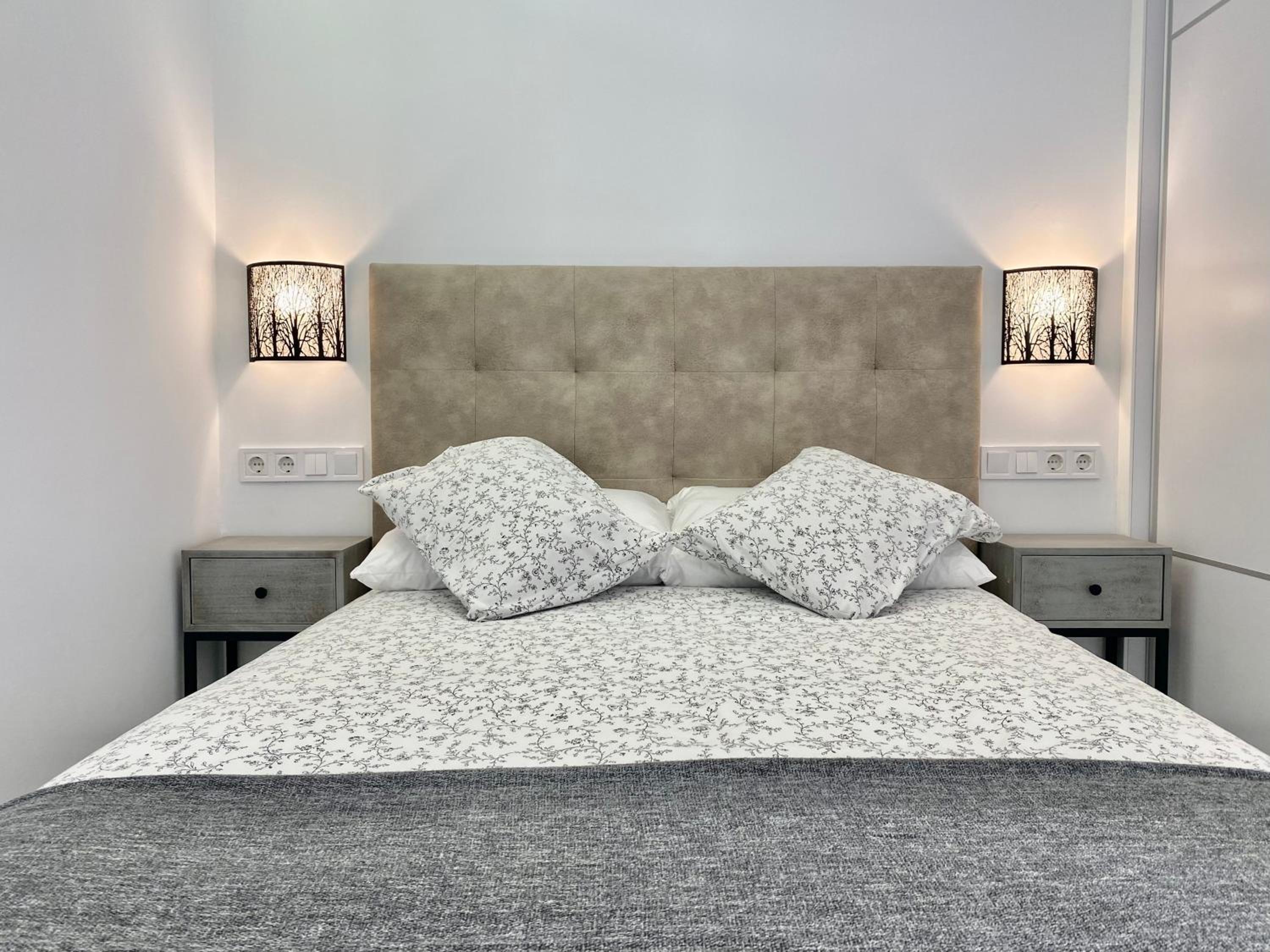 APARTAMENTOS FIBES GARDEN SEVILLA