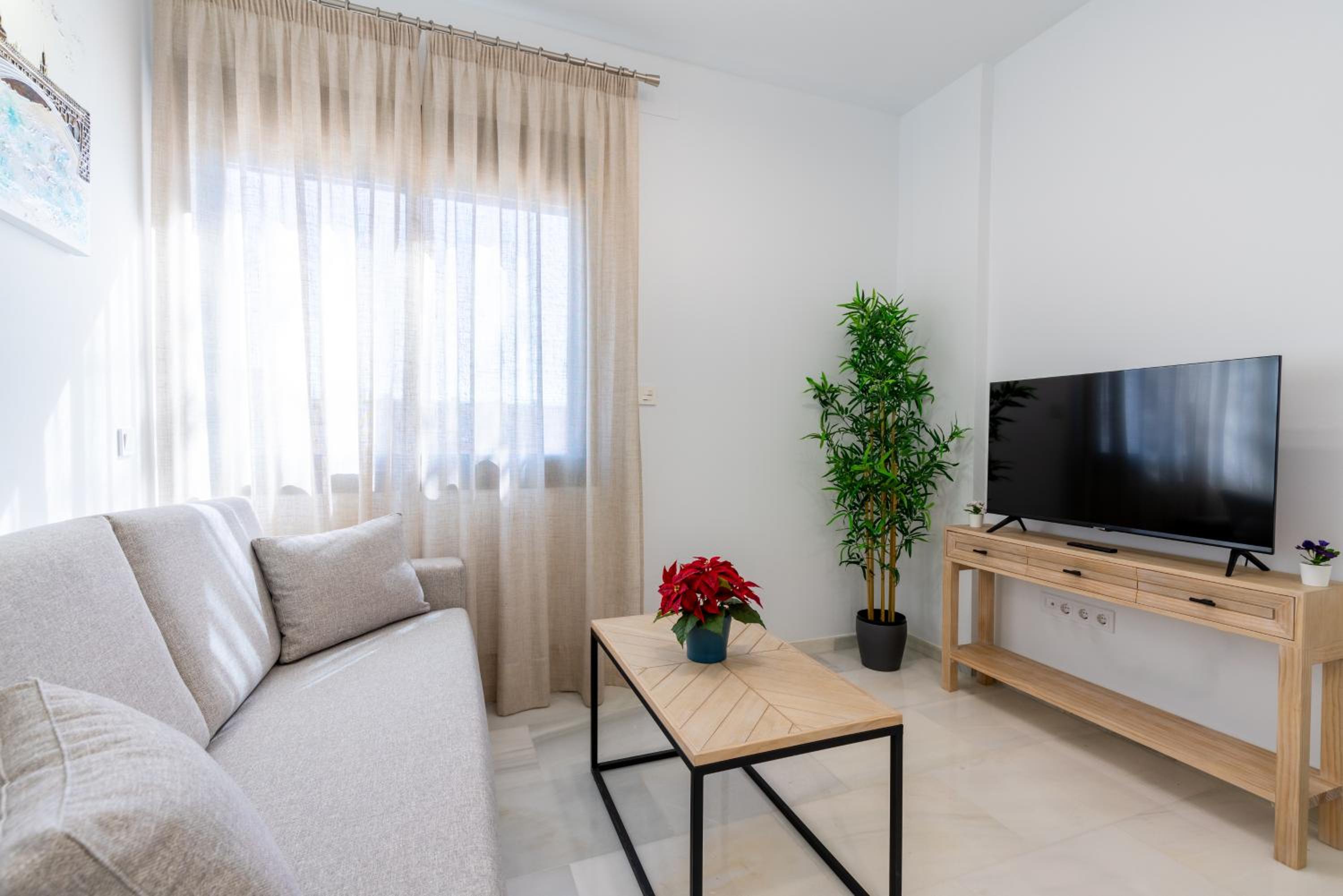 APARTAMENTOS FIBES GARDEN SEVILLA