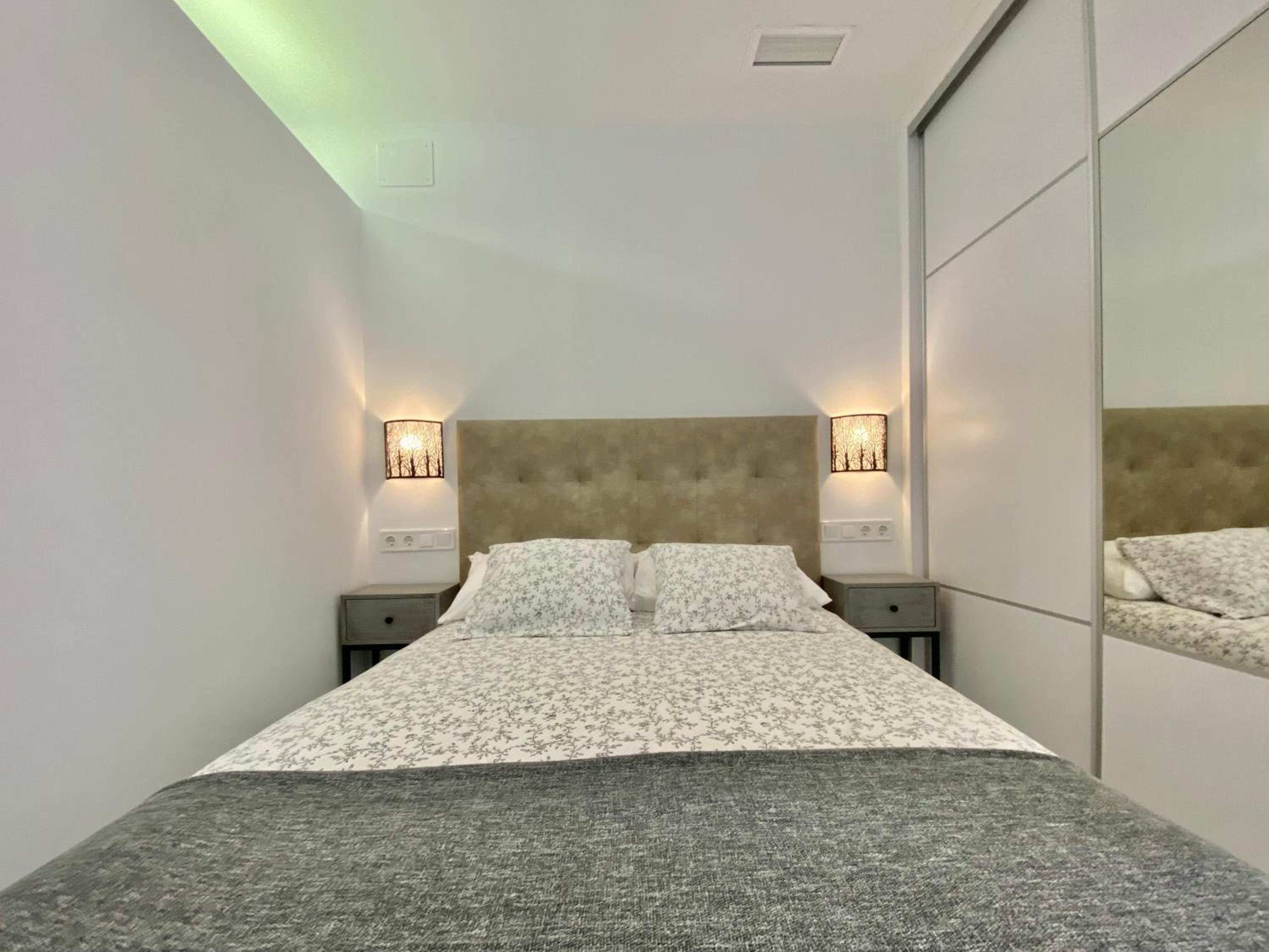 APARTAMENTOS FIBES GARDEN SEVILLA
