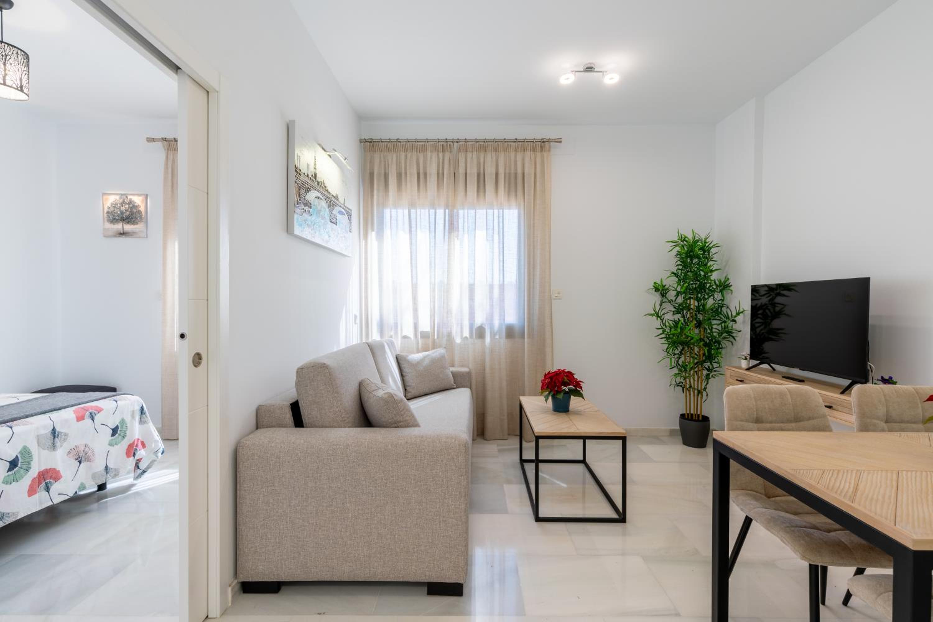 APARTAMENTOS FIBES GARDEN SEVILLA