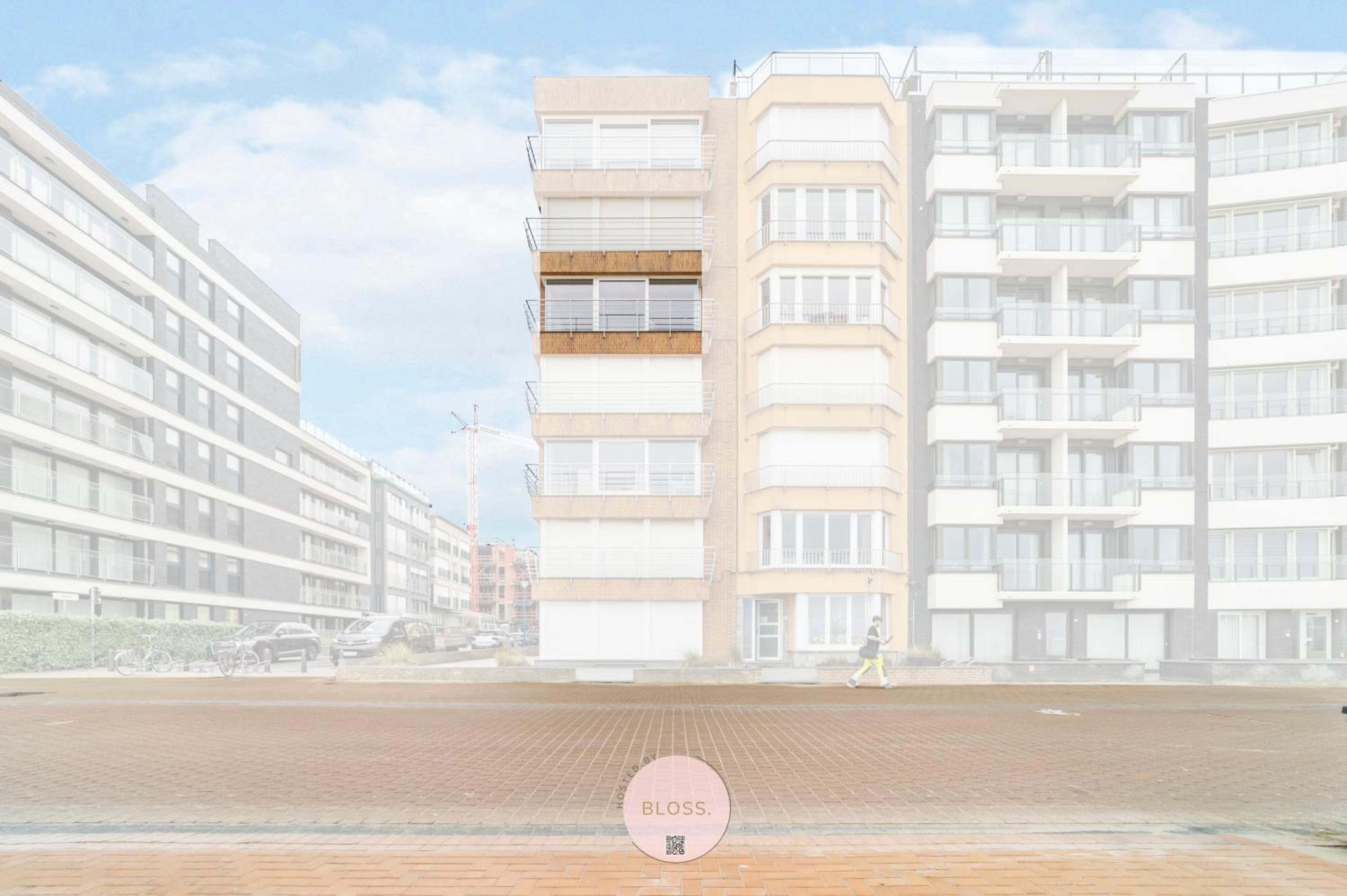 Coxy Corner by BLOSS - Beachfront Deluxe Family Apartment